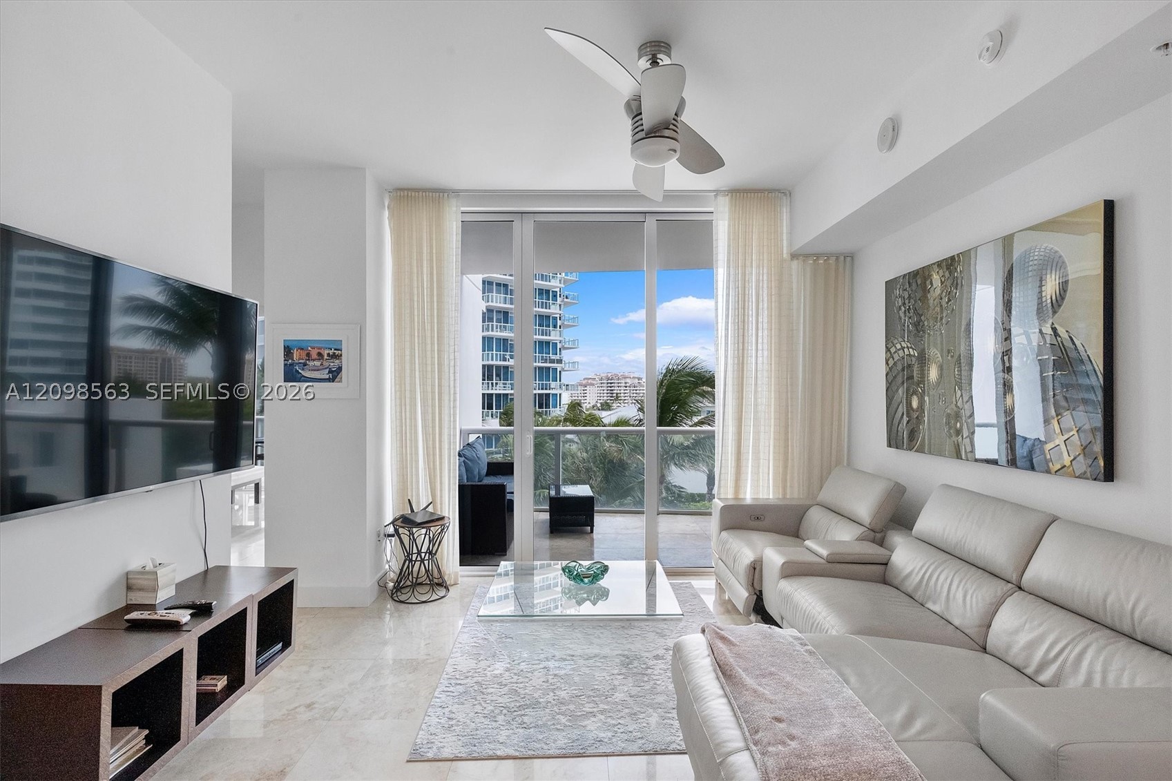 image Continuum South Beach North Tower1