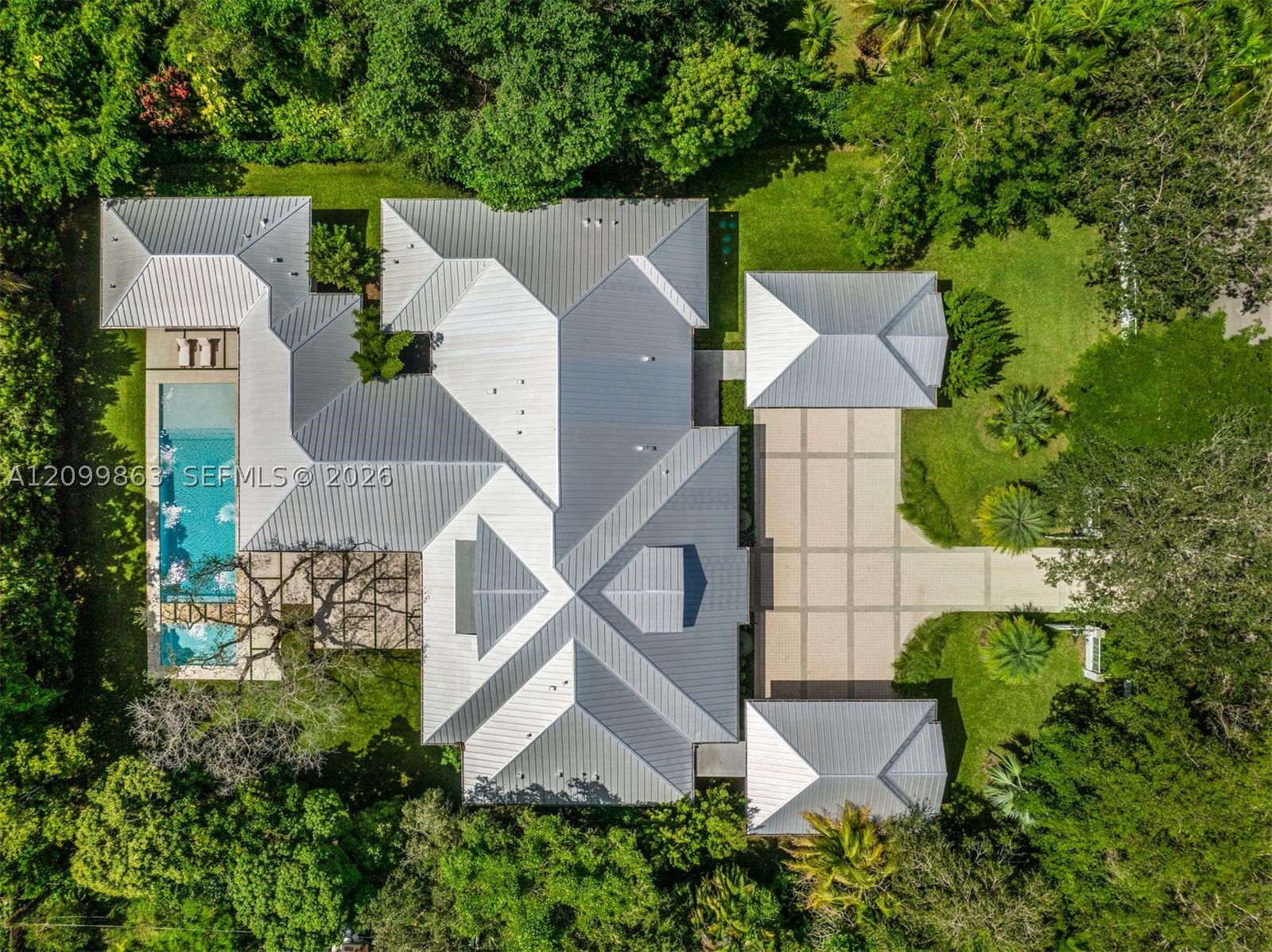 7900 SW 118th St Pinecrest, FL 33156