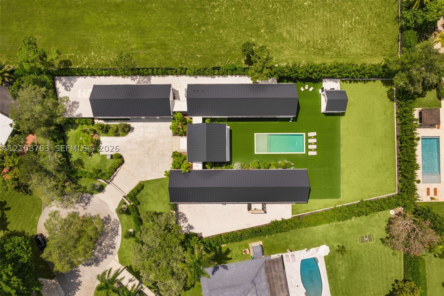 6973 SW 151st St Palmetto Bay, FL 33158