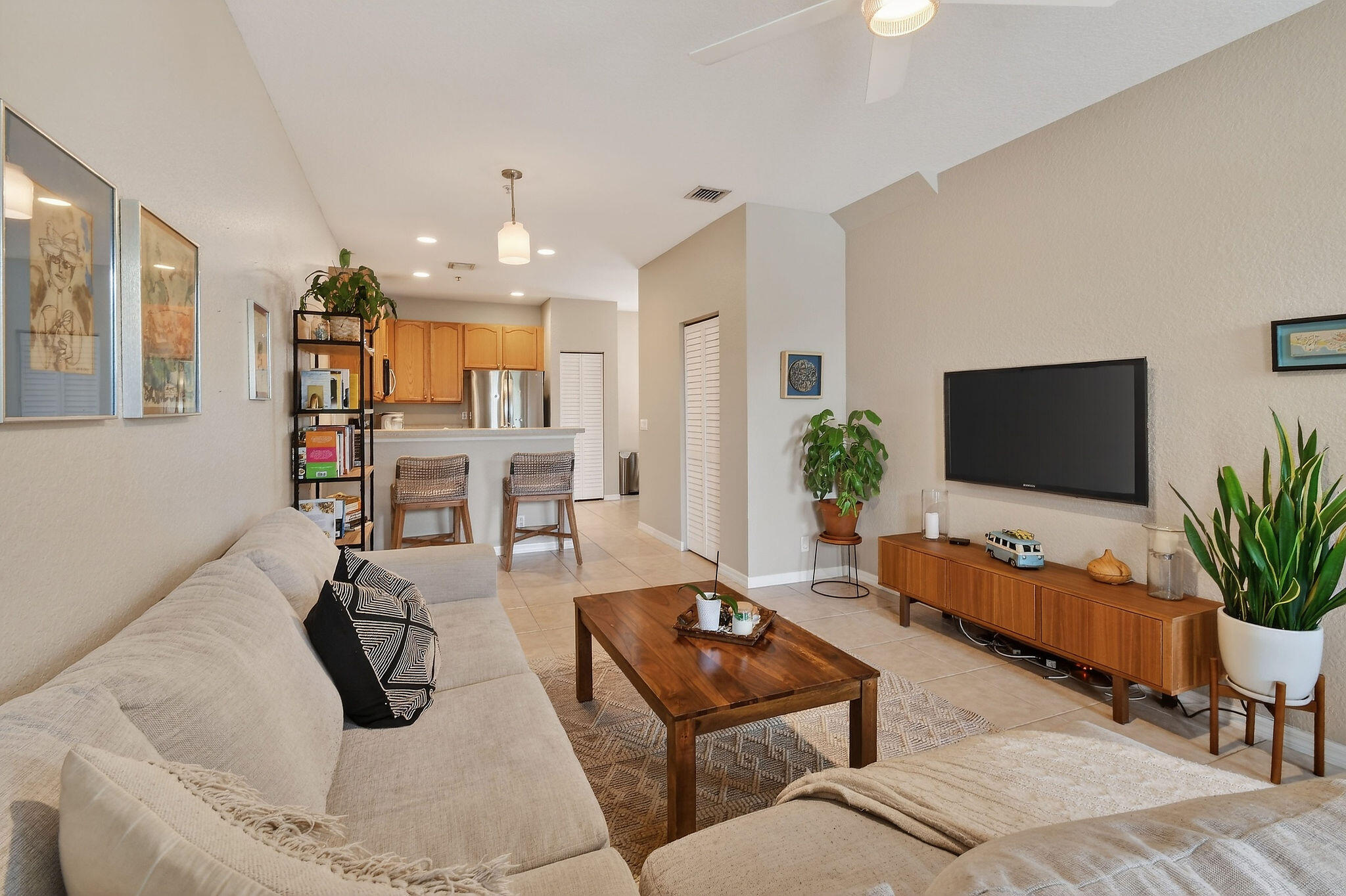 355 E Thatch Palm #103 Jupiter, FL 33458