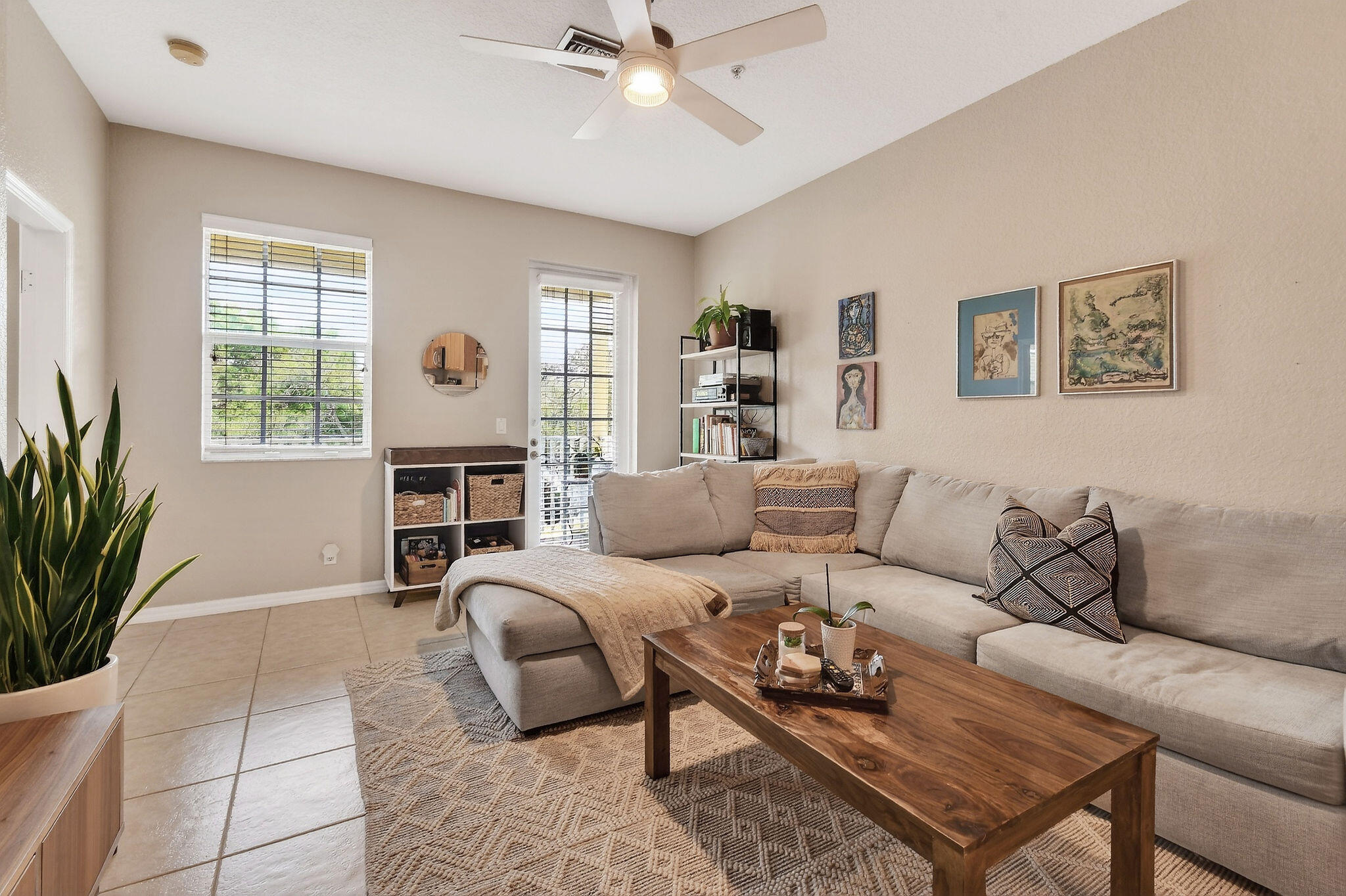 355 E Thatch Palm #103 Jupiter, FL 33458