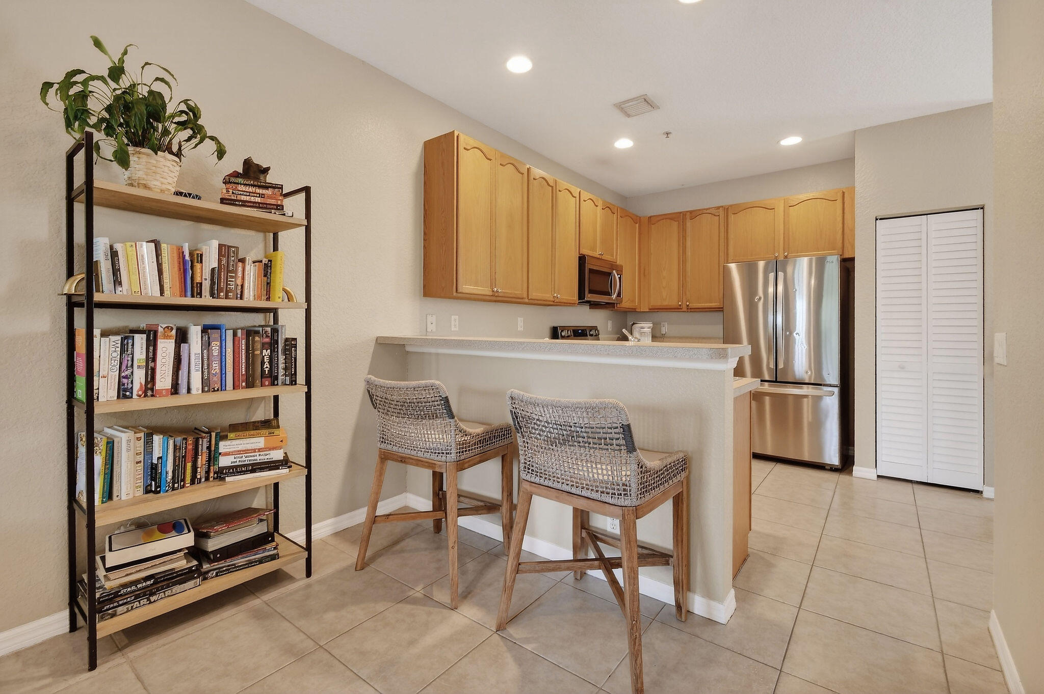 355 E Thatch Palm #103 Jupiter, FL 33458