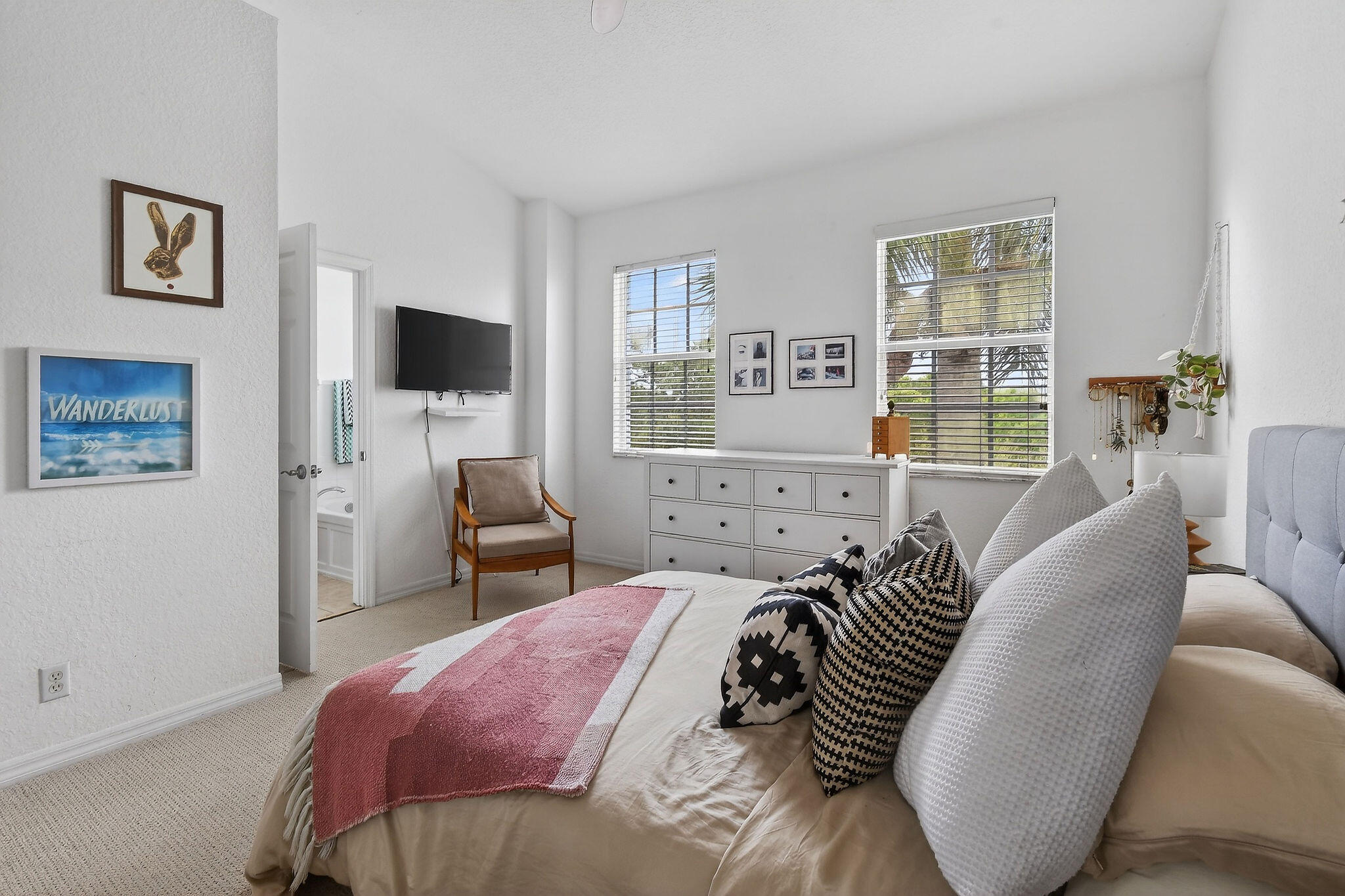 355 E Thatch Palm #103 Jupiter, FL 33458