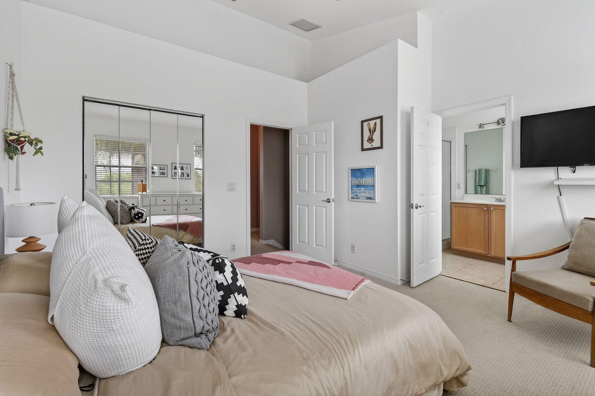 355 E Thatch Palm #103 Jupiter, FL 33458