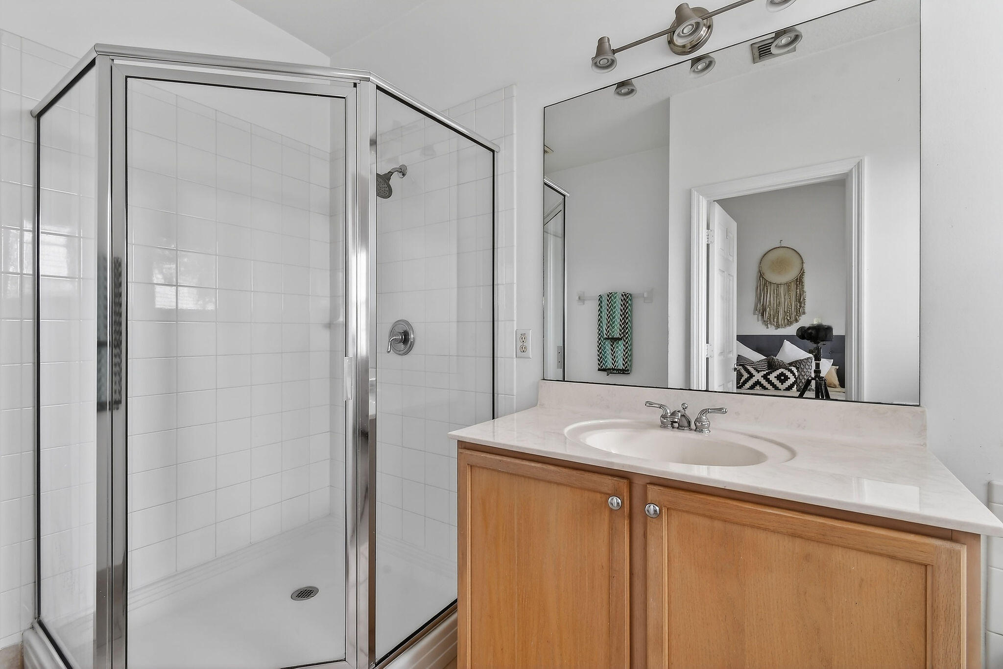 355 E Thatch Palm #103 Jupiter, FL 33458