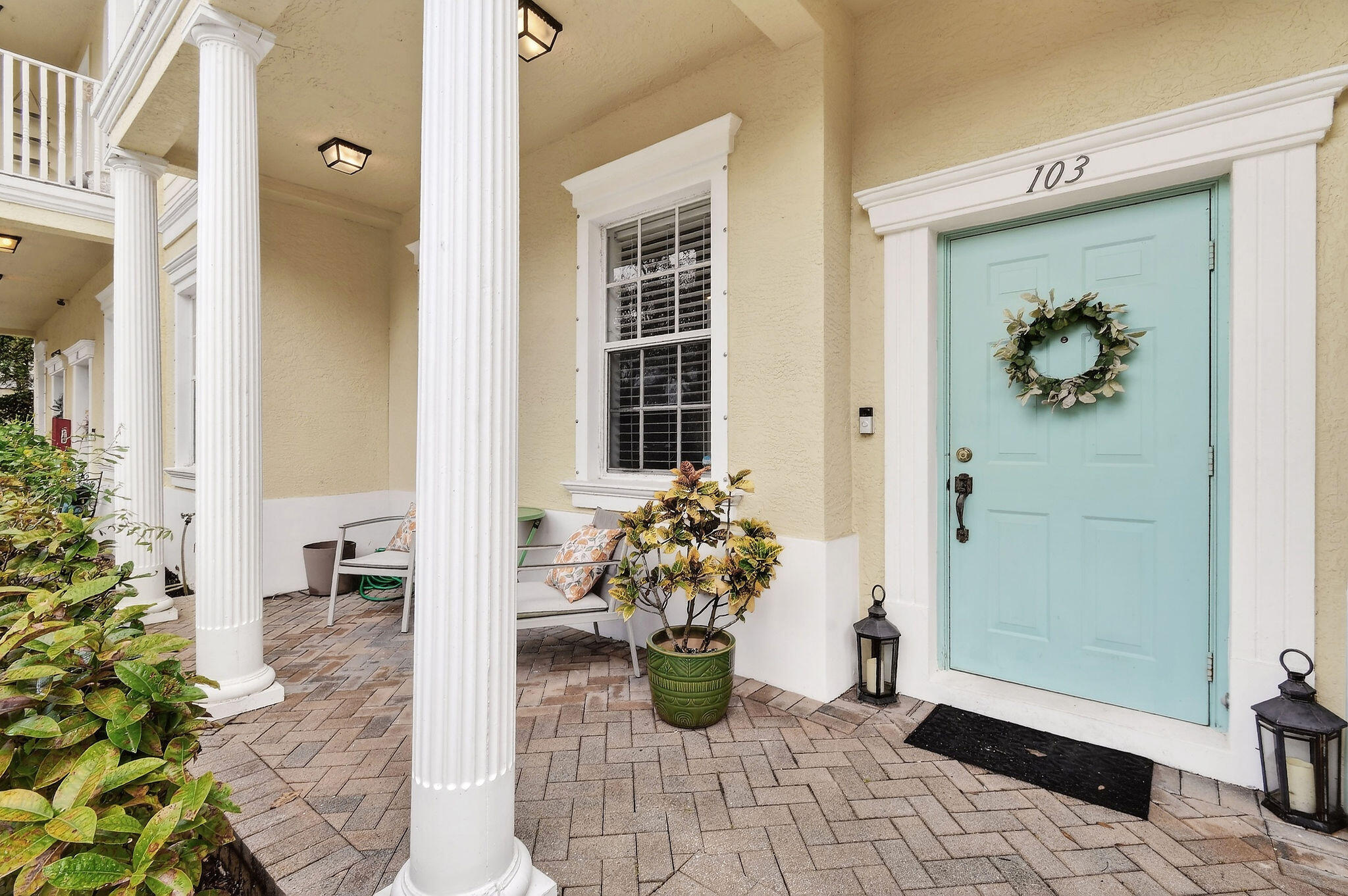 355 E Thatch Palm #103 Jupiter, FL 33458