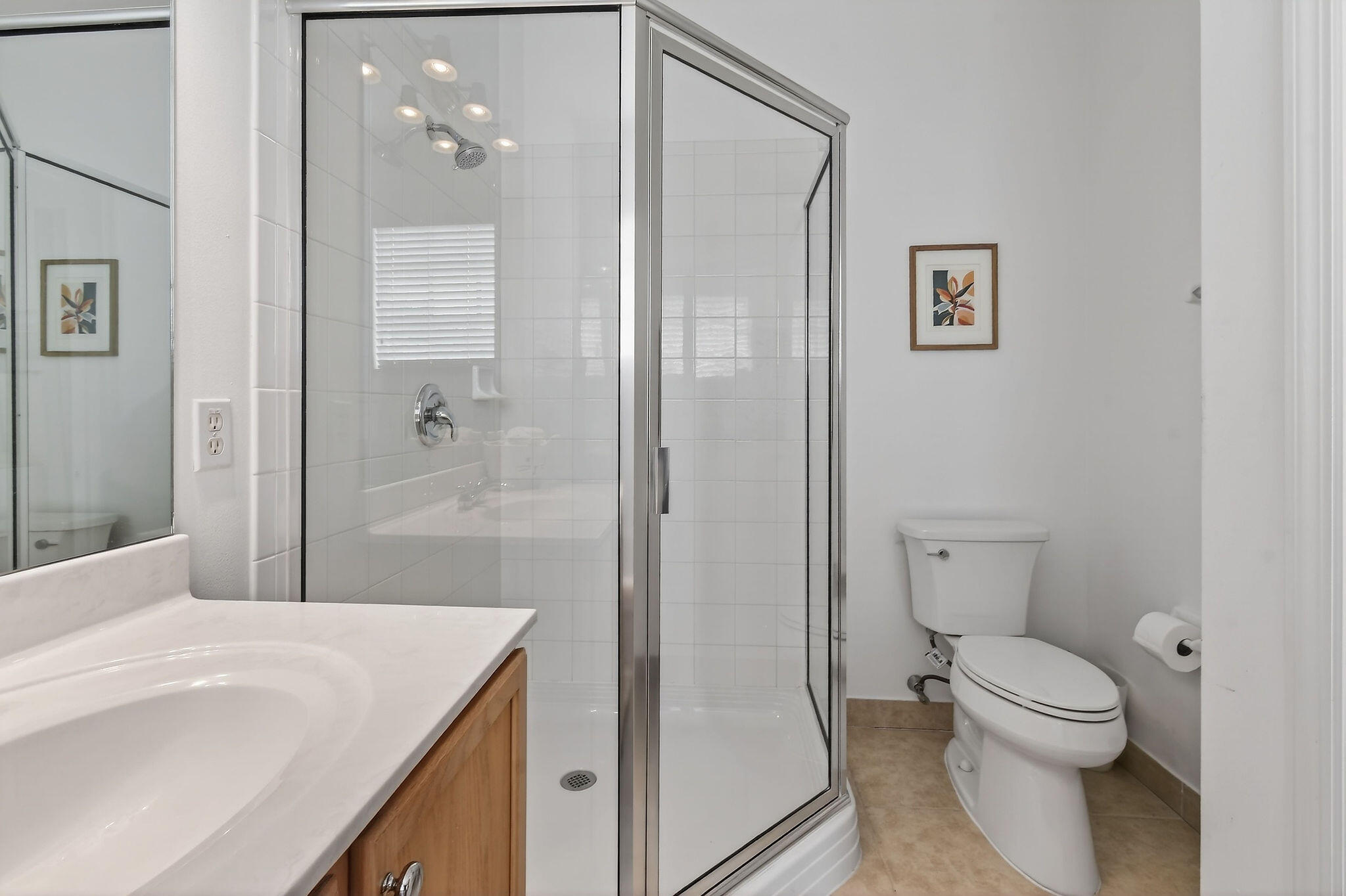 355 E Thatch Palm #103 Jupiter, FL 33458