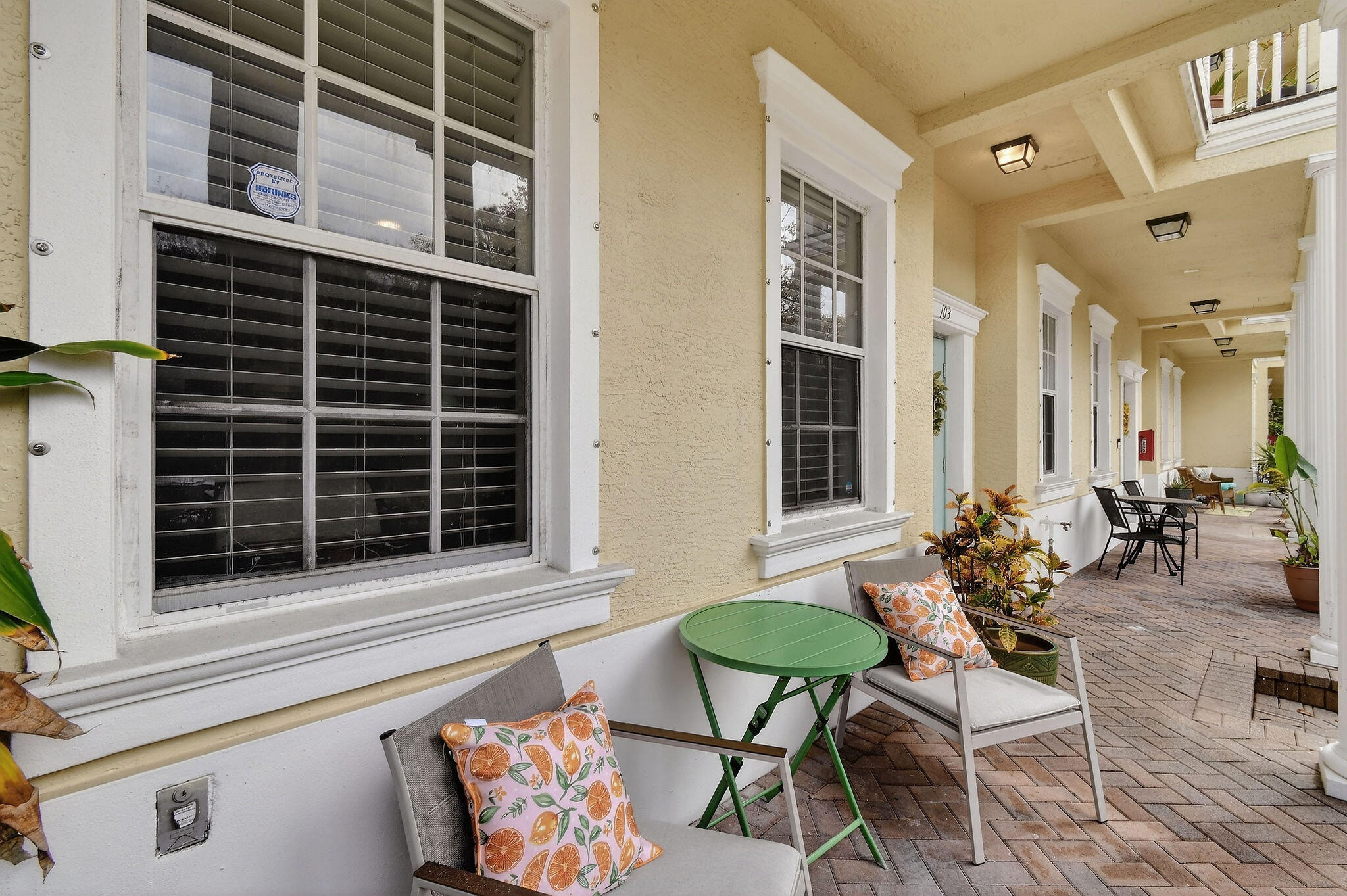 355 E Thatch Palm #103 Jupiter, FL 33458