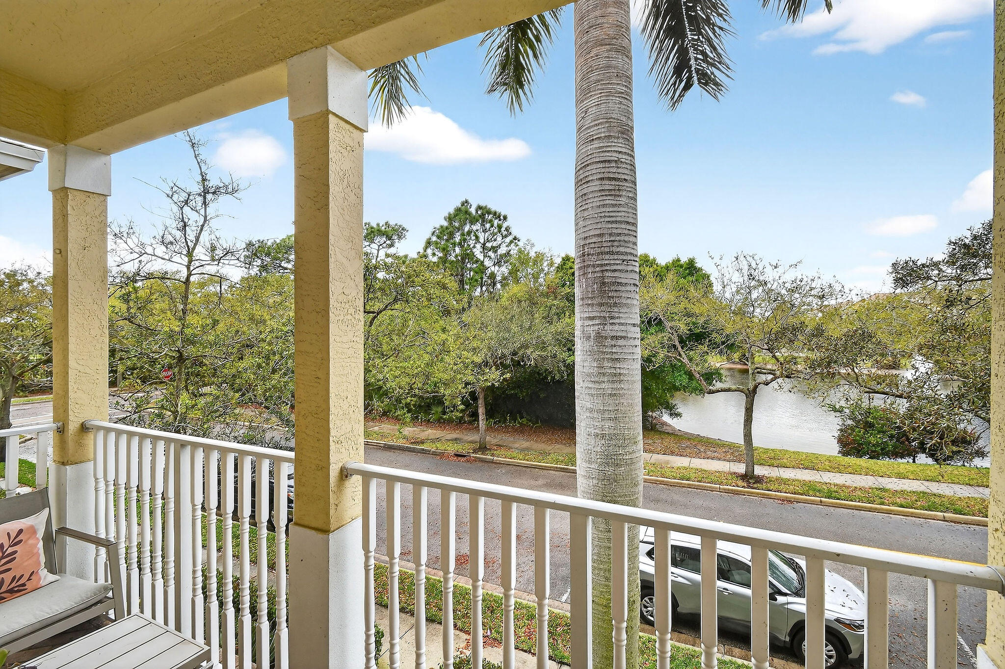 355 E Thatch Palm #103 Jupiter, FL 33458