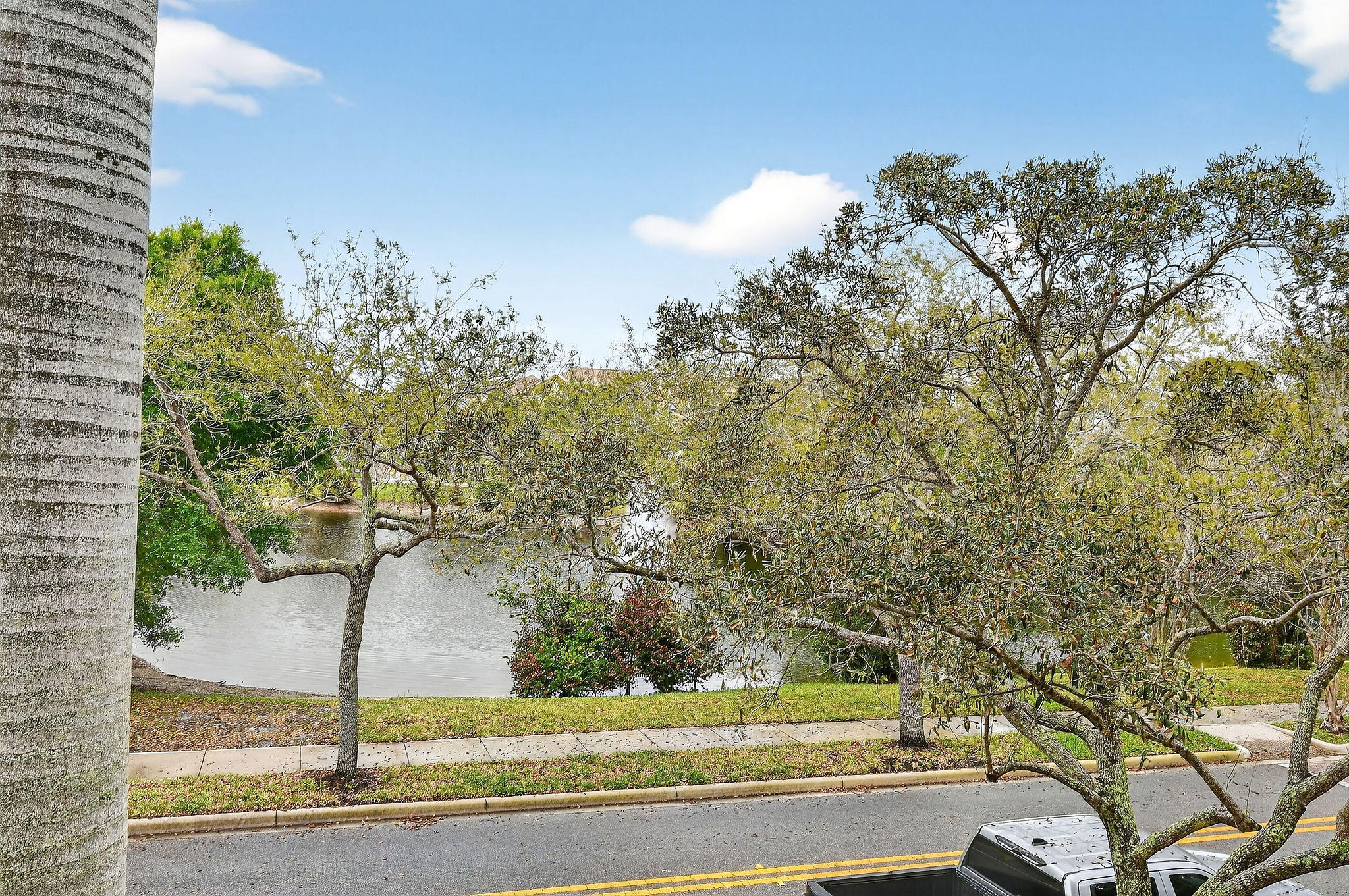 355 E Thatch Palm #103 Jupiter, FL 33458