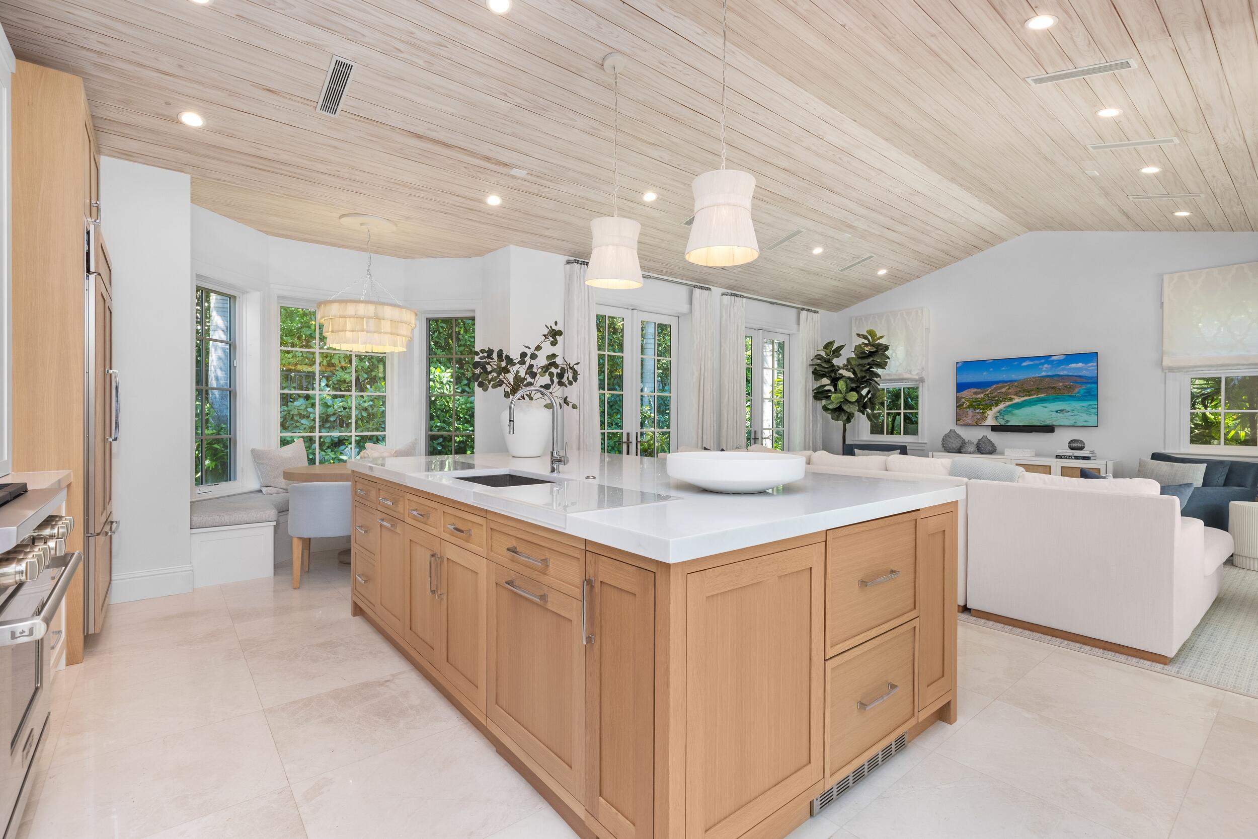 211 Ocean Palm Beach, FL 33480