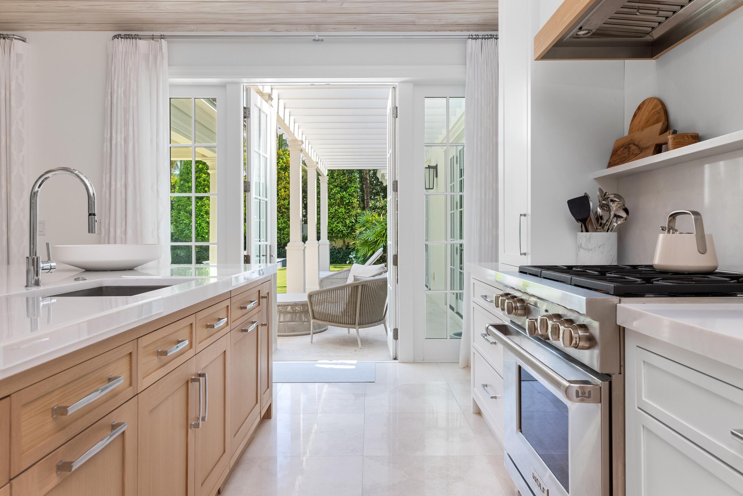 211 Ocean Palm Beach, FL 33480