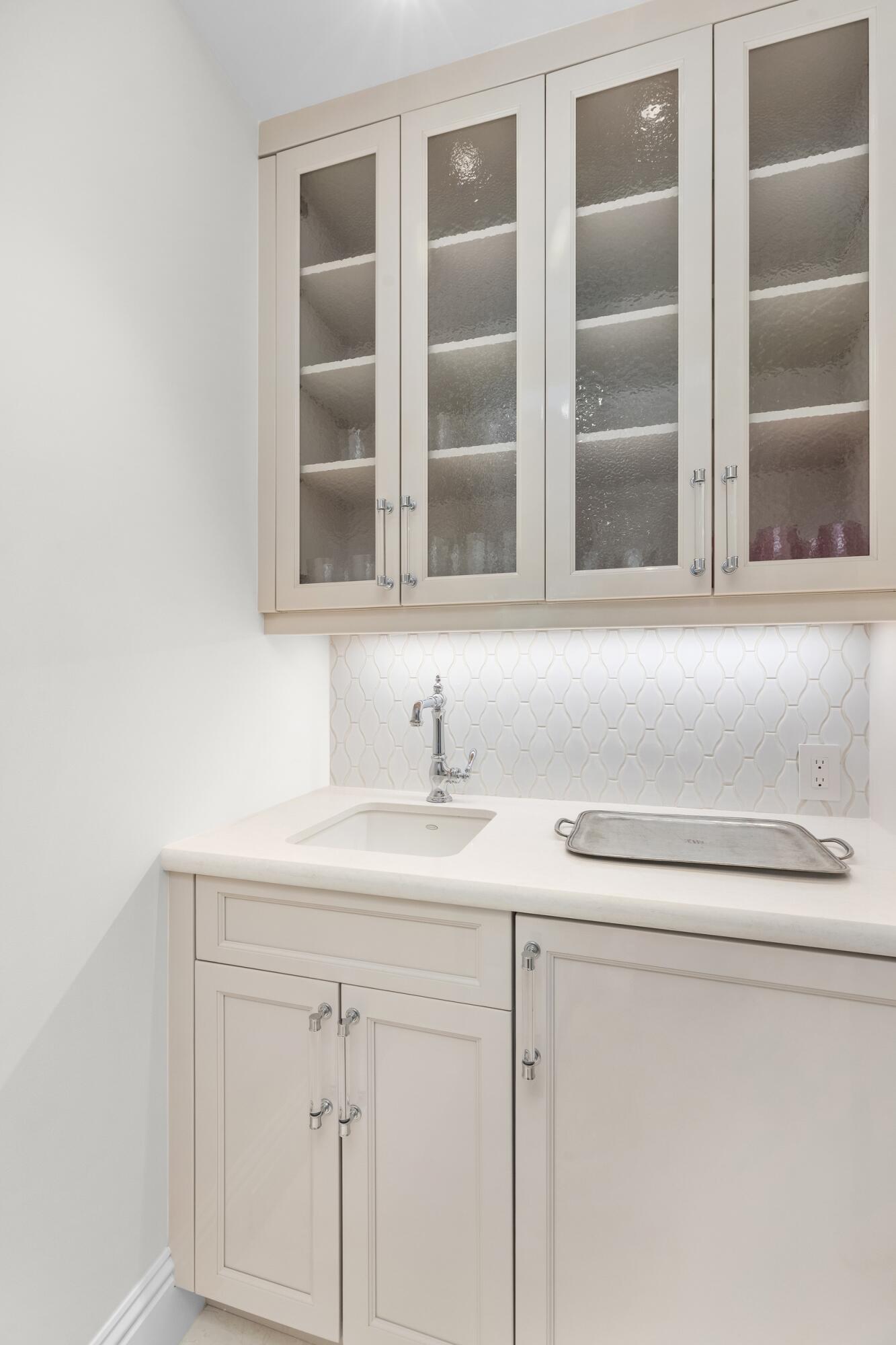 211 Ocean Palm Beach, FL 33480