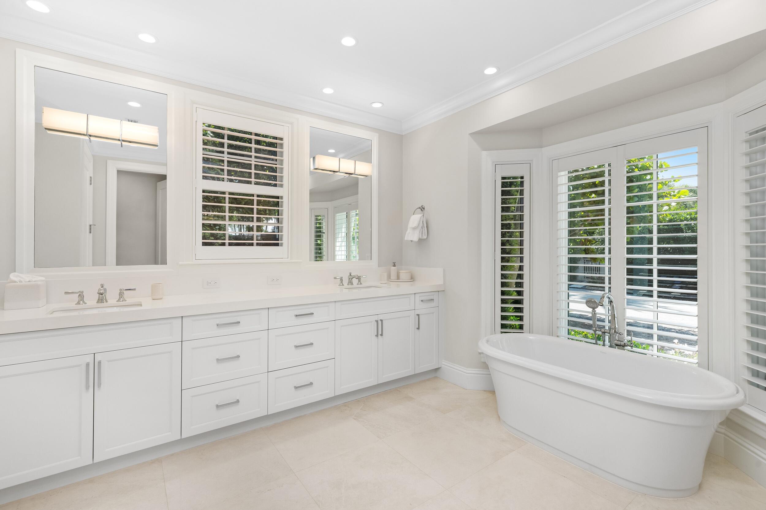 211 Ocean Palm Beach, FL 33480