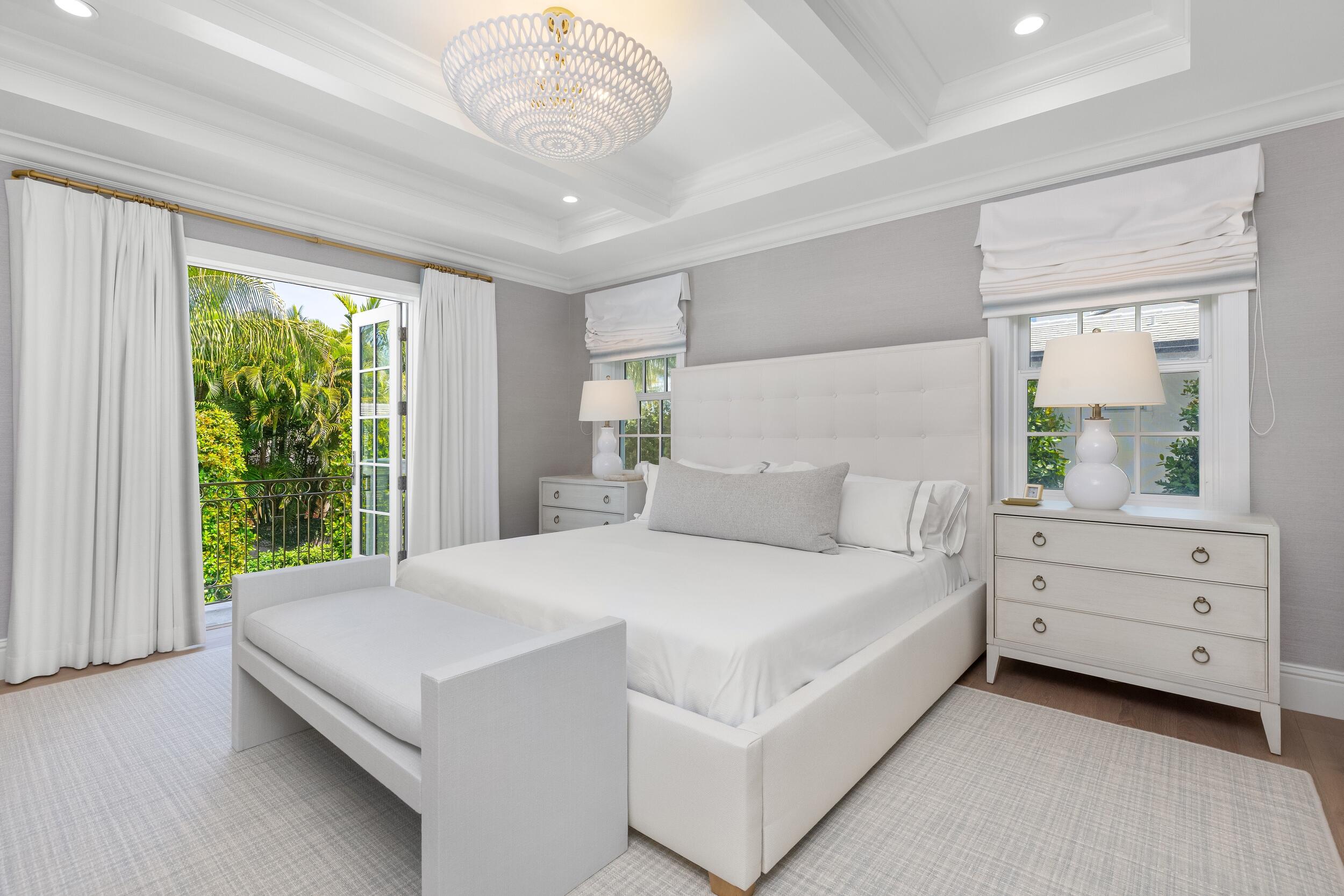 211 Ocean Palm Beach, FL 33480