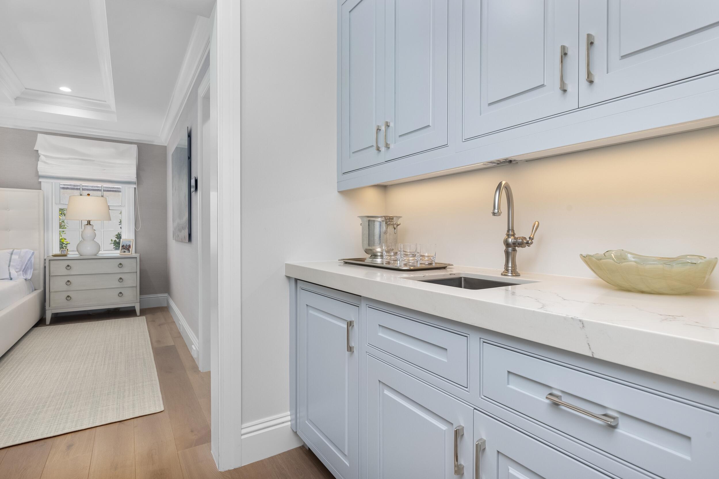 211 Ocean Palm Beach, FL 33480