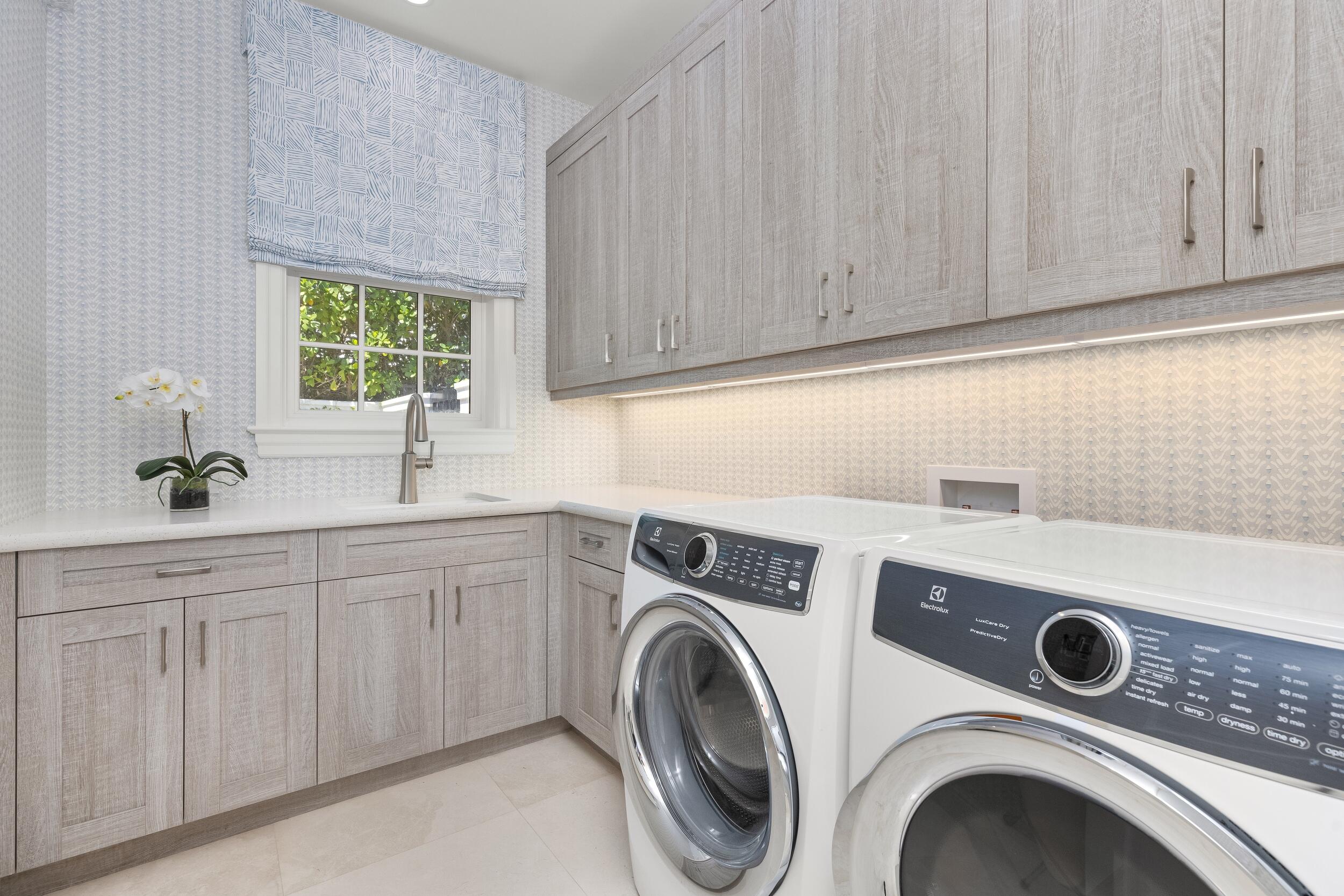 211 Ocean Palm Beach, FL 33480