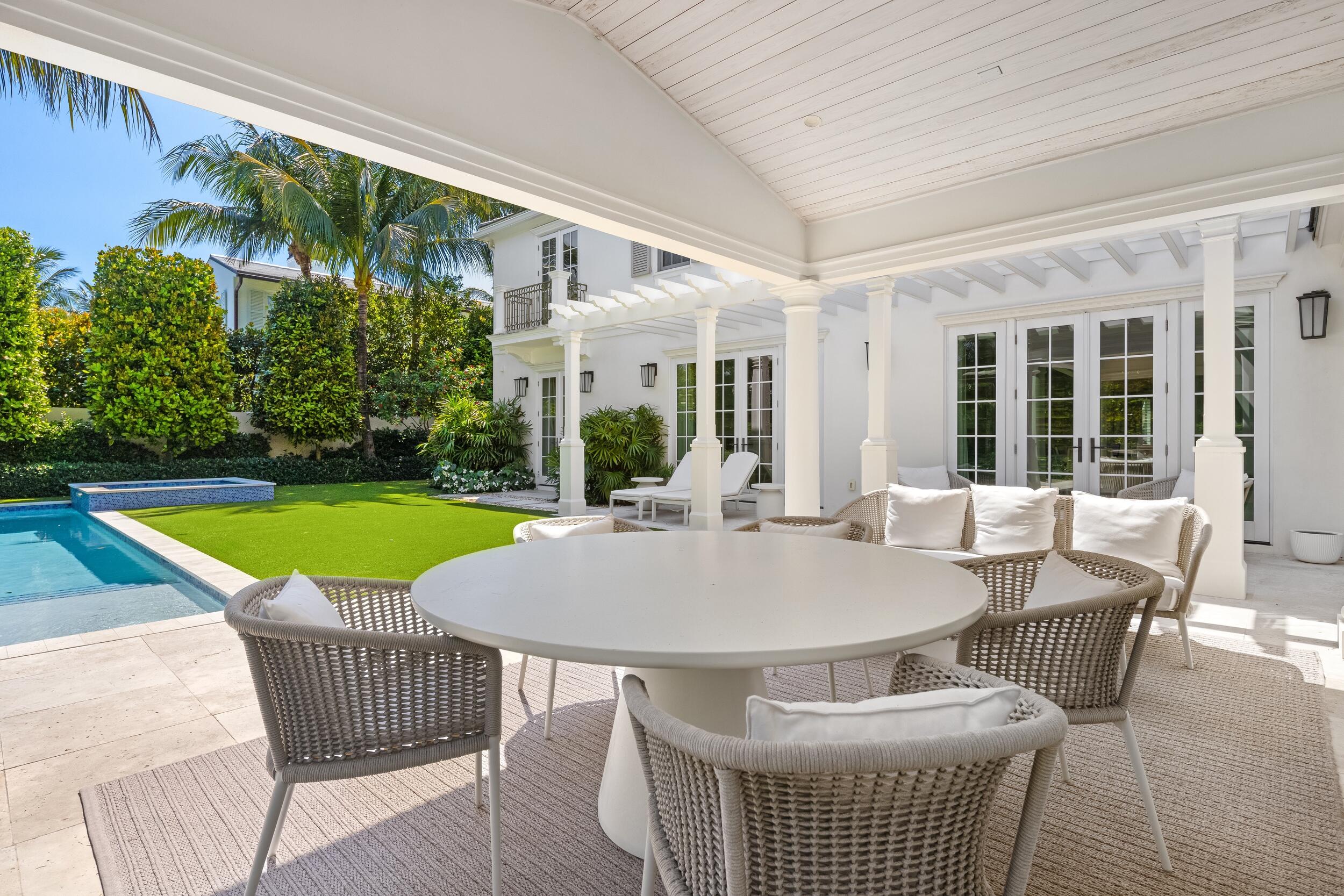 211 Ocean Palm Beach, FL 33480