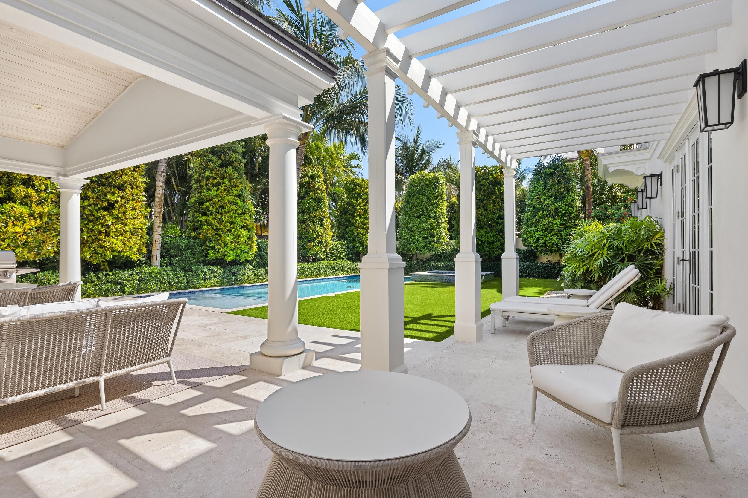 211 Ocean Palm Beach, FL 33480