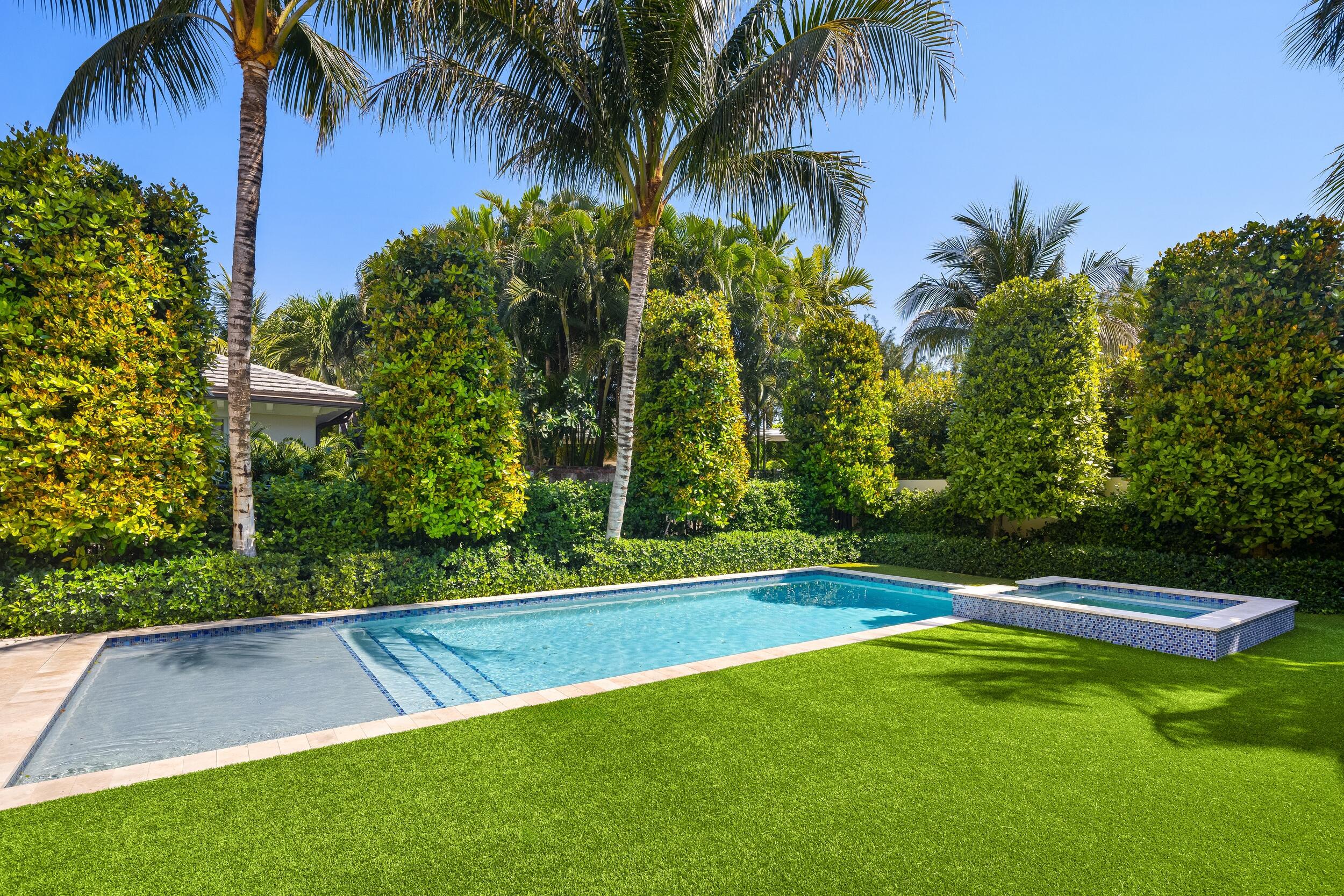 211 Ocean Palm Beach, FL 33480