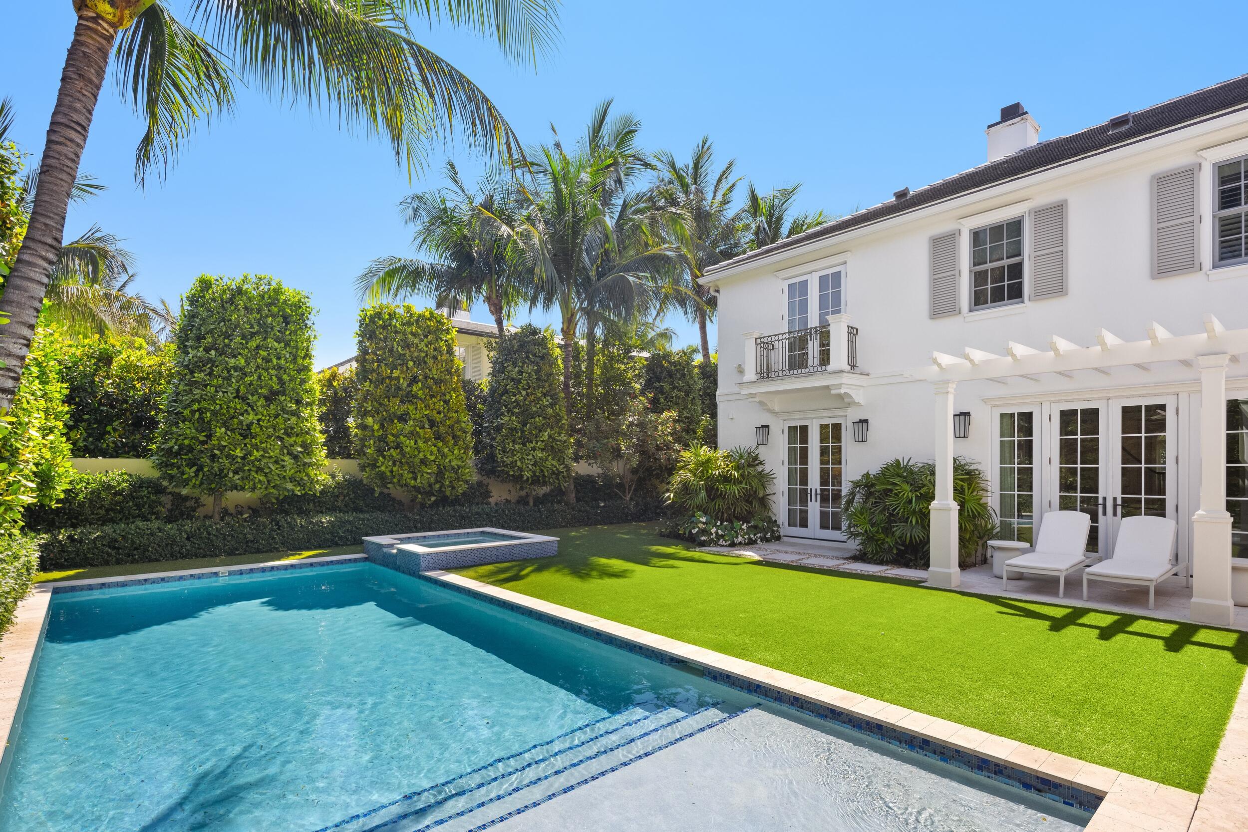 211 Ocean Palm Beach, FL 33480