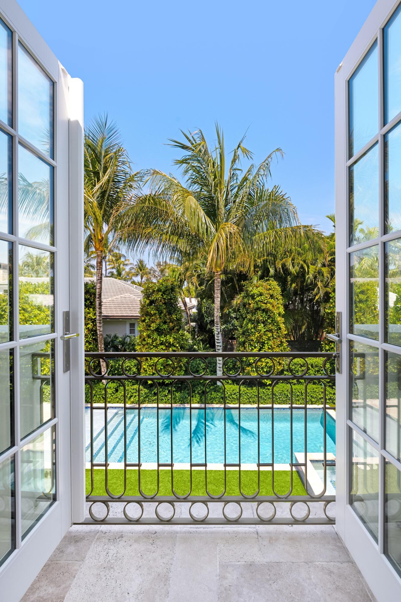 211 Ocean Palm Beach, FL 33480