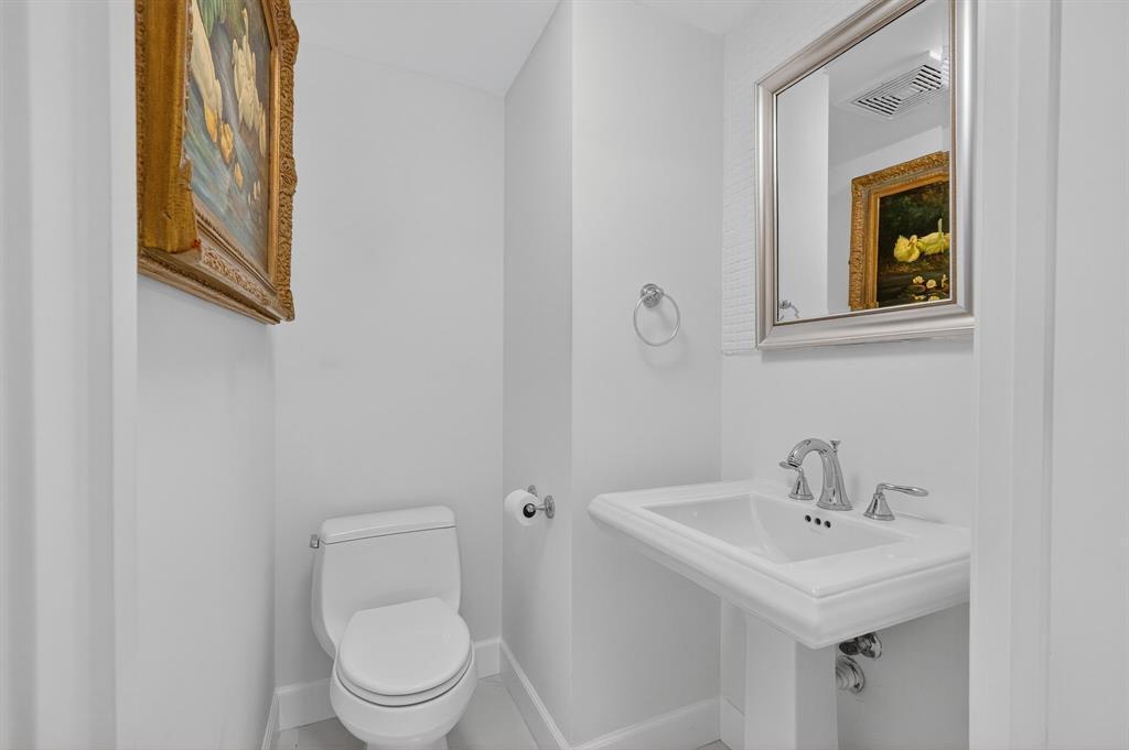 3350 SW 27th #1207 Miami, FL 33133