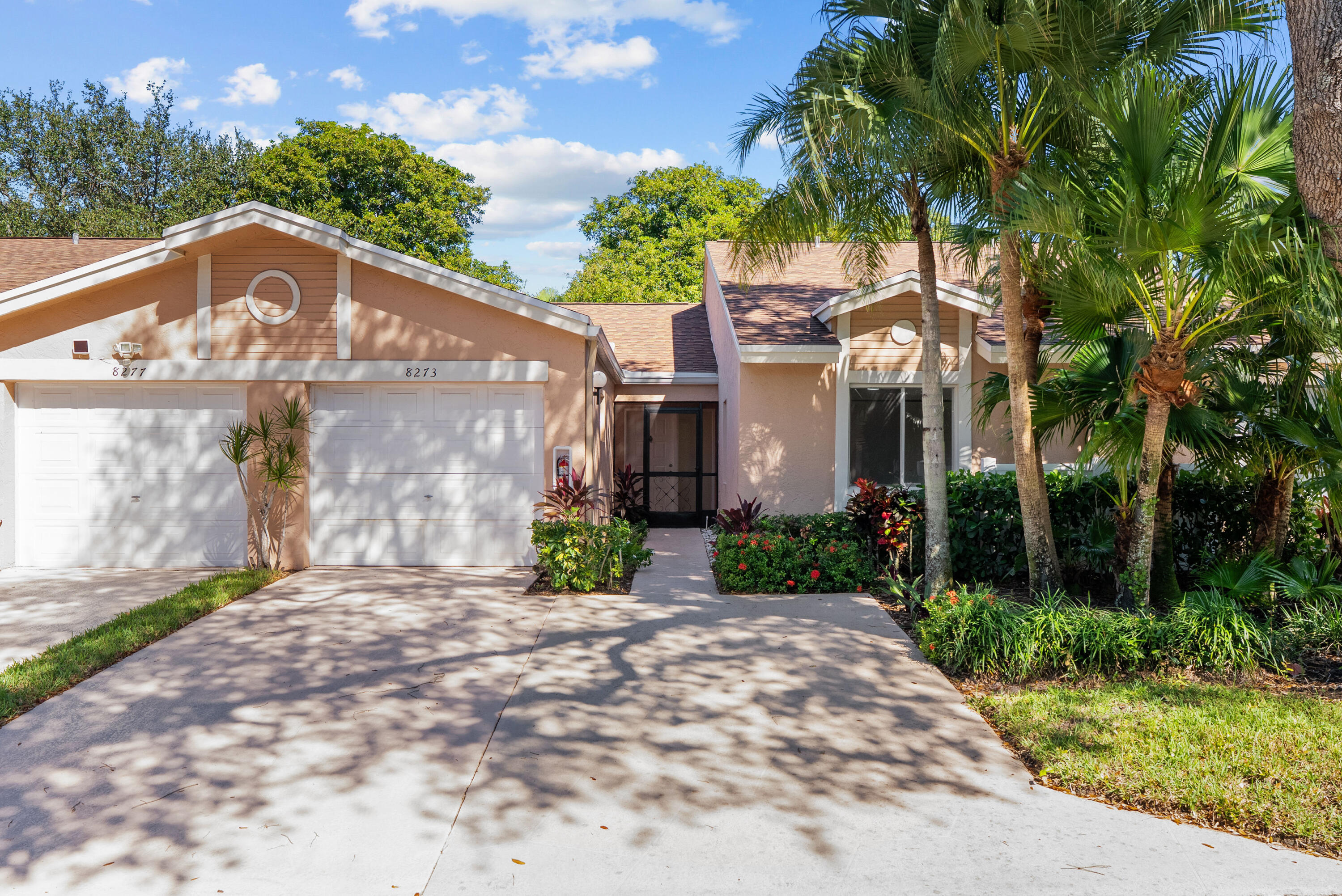 8273 Springtree