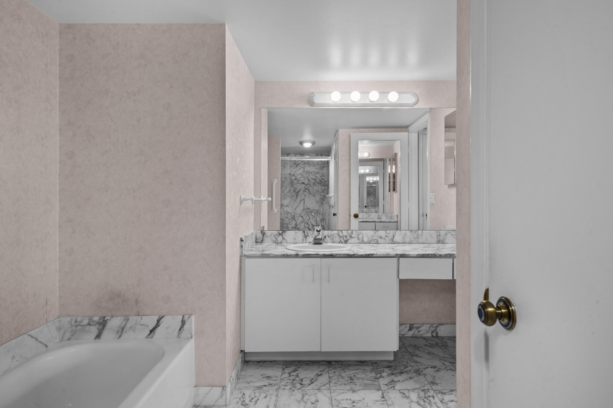 3400 N Ocean #705 Singer Island, FL 33404