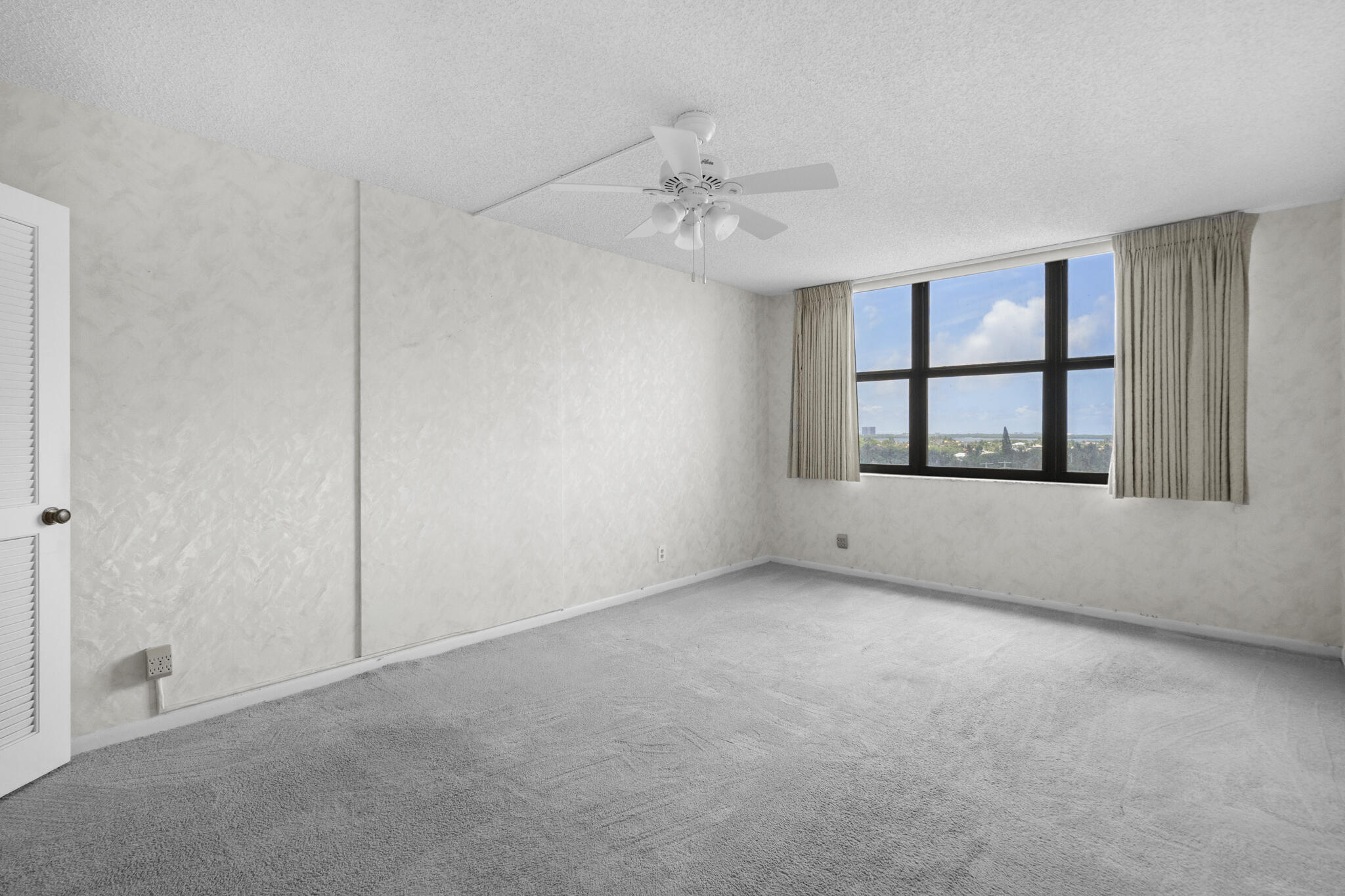 3400 N Ocean #705 Singer Island, FL 33404