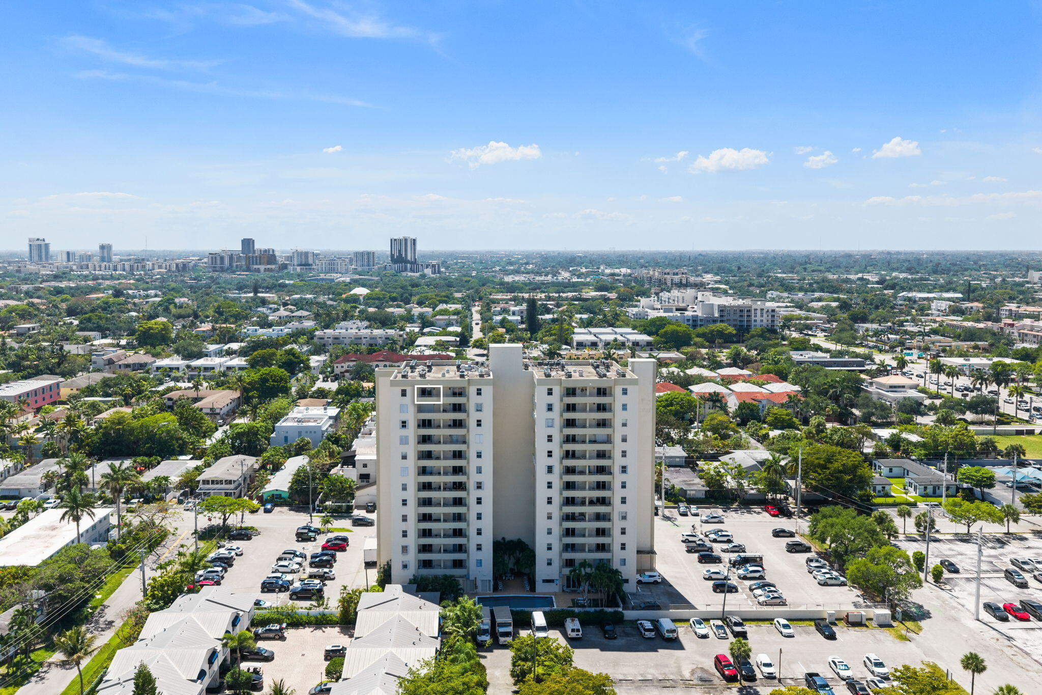 900 NE 18th #1406-1407 Fort Lauderdale, FL 33304