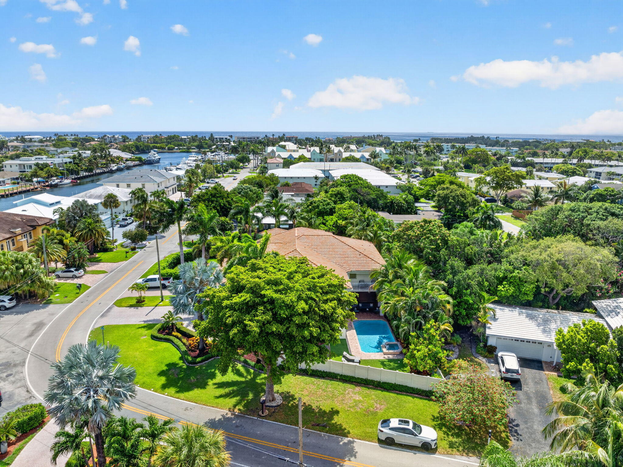 2844 NE 26th Lighthouse Point, FL 33064