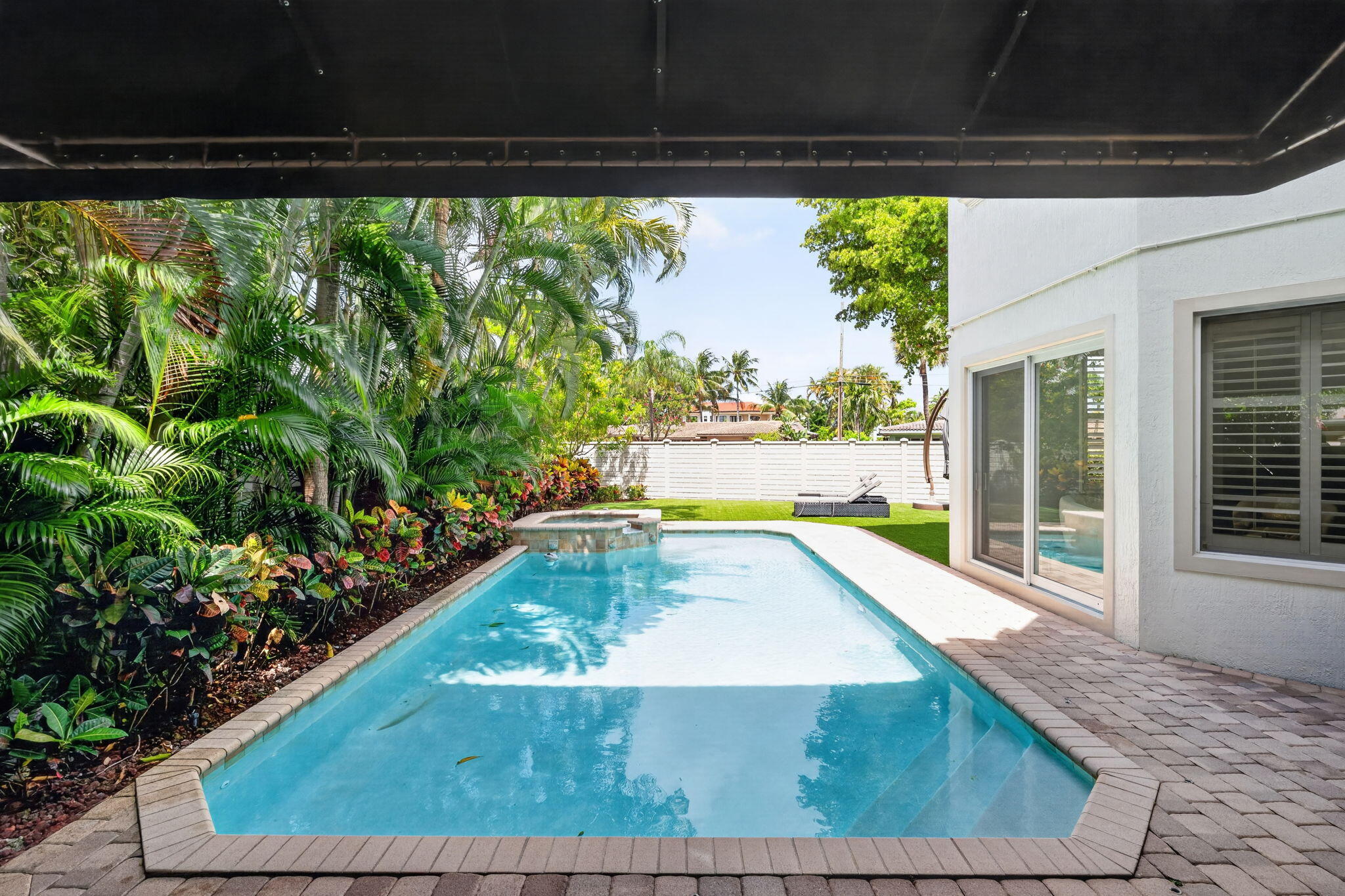 2844 NE 26th Lighthouse Point, FL 33064