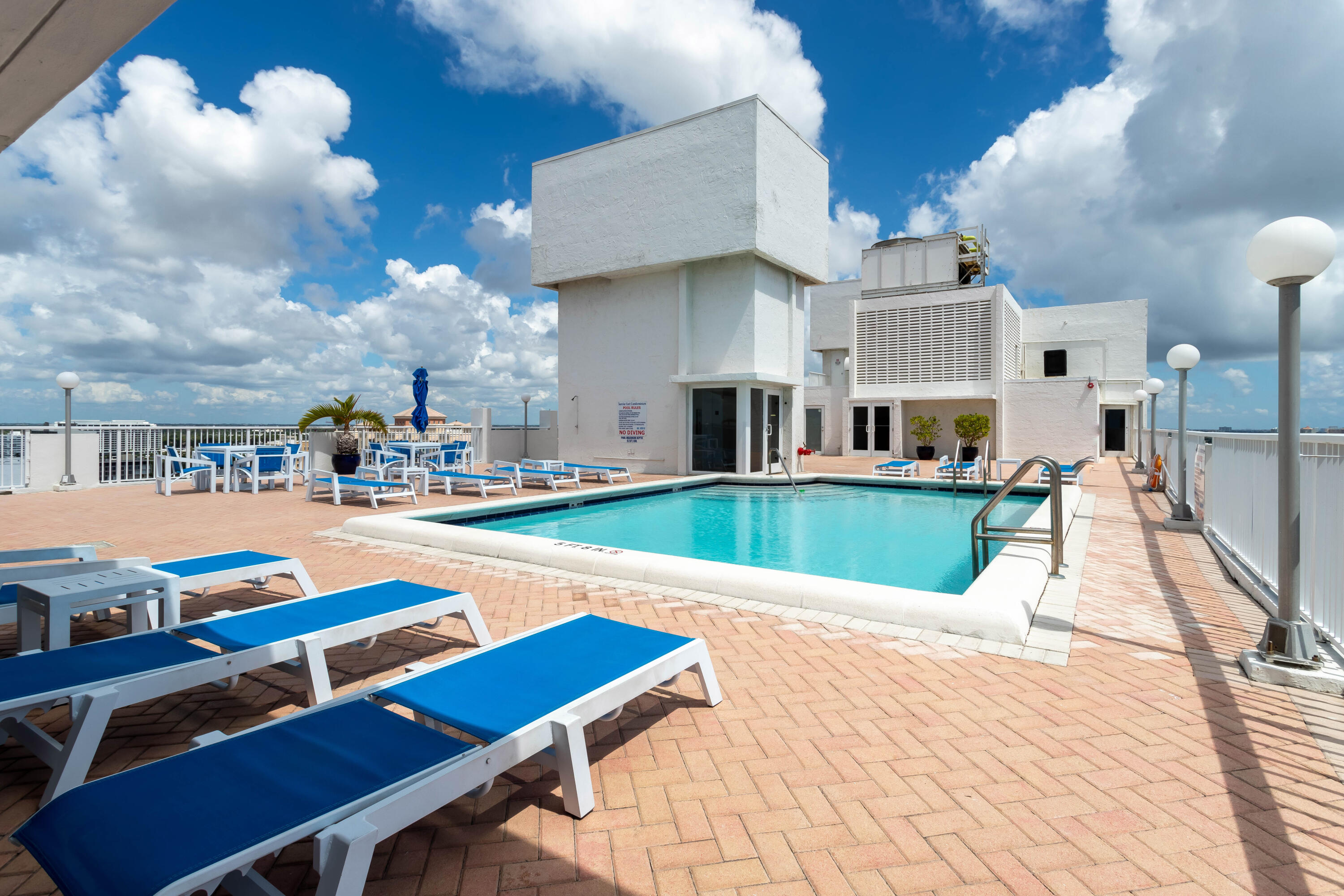 2800 E Sunrise #4c Fort Lauderdale, FL 33304