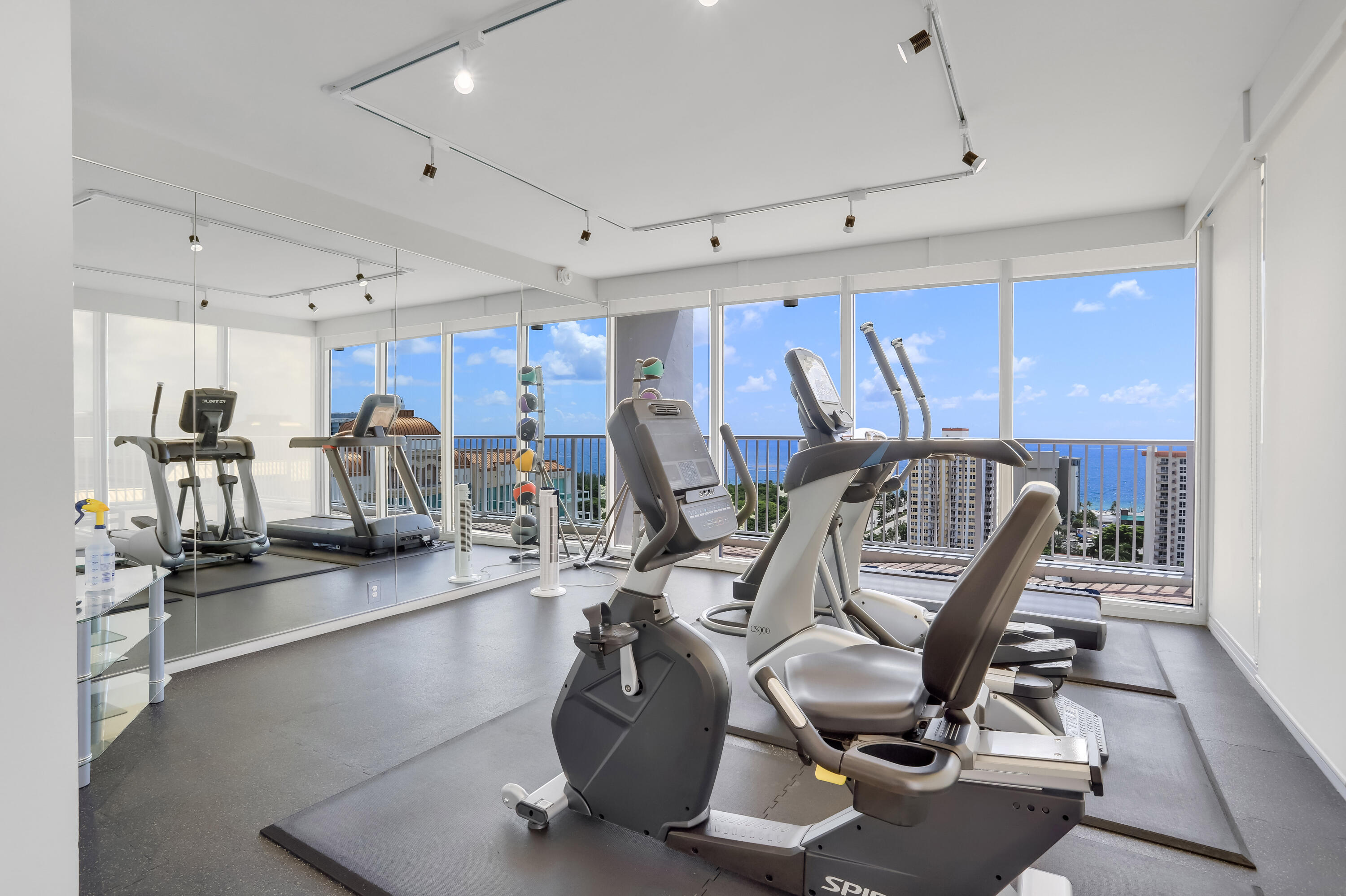 2800 E Sunrise #4c Fort Lauderdale, FL 33304