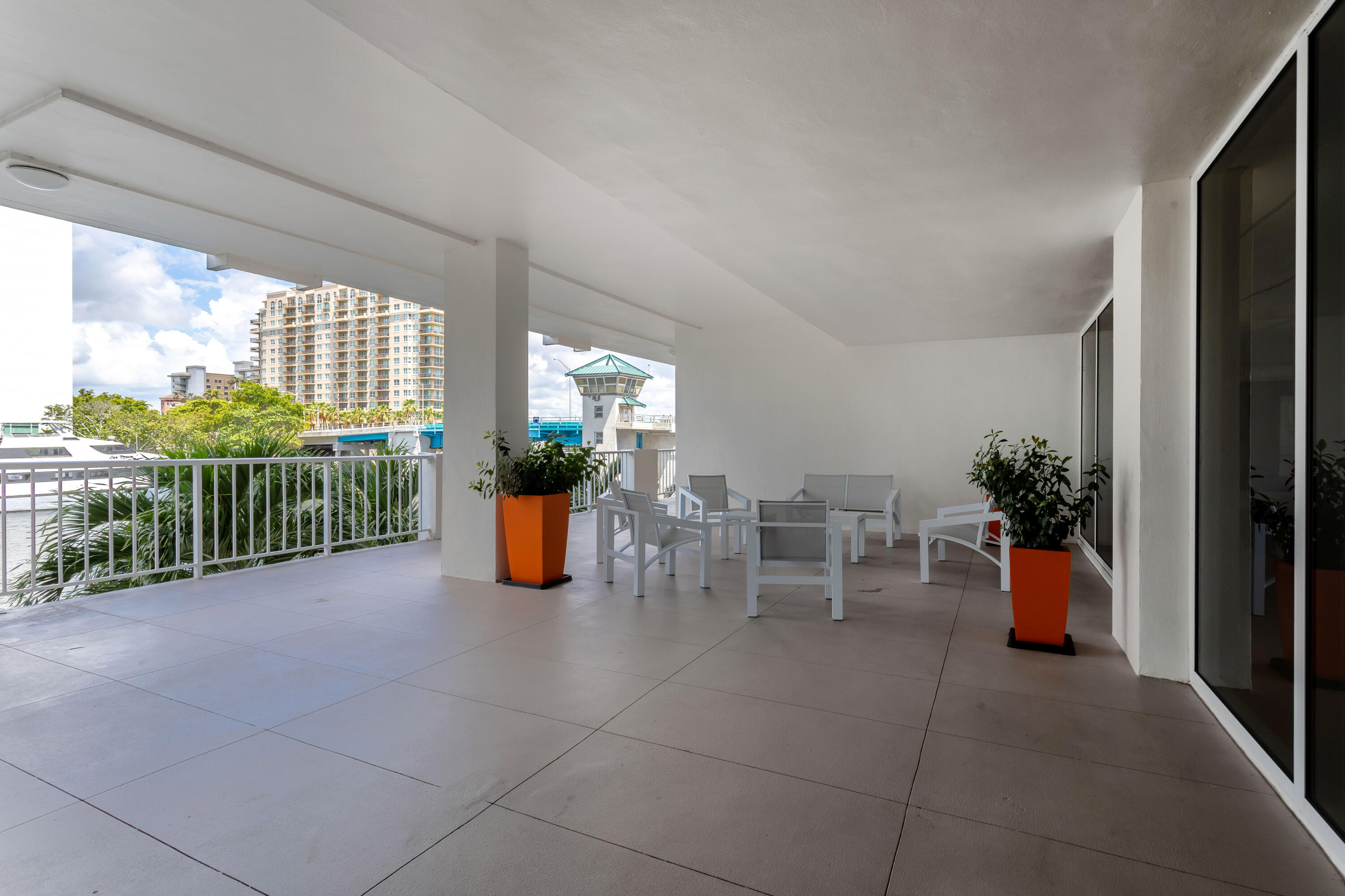 2800 E Sunrise #4c Fort Lauderdale, FL 33304
