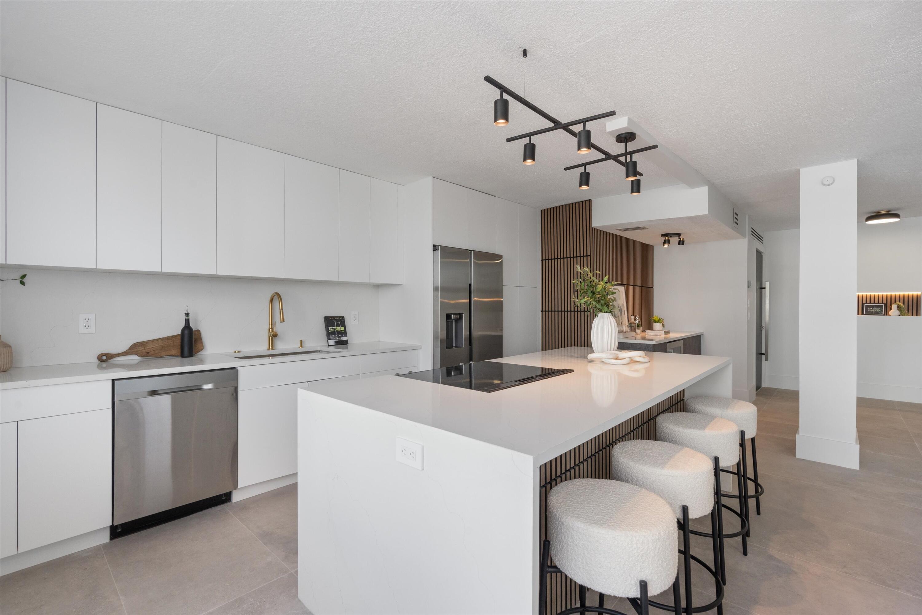 2800 E Sunrise #4c Fort Lauderdale, FL 33304