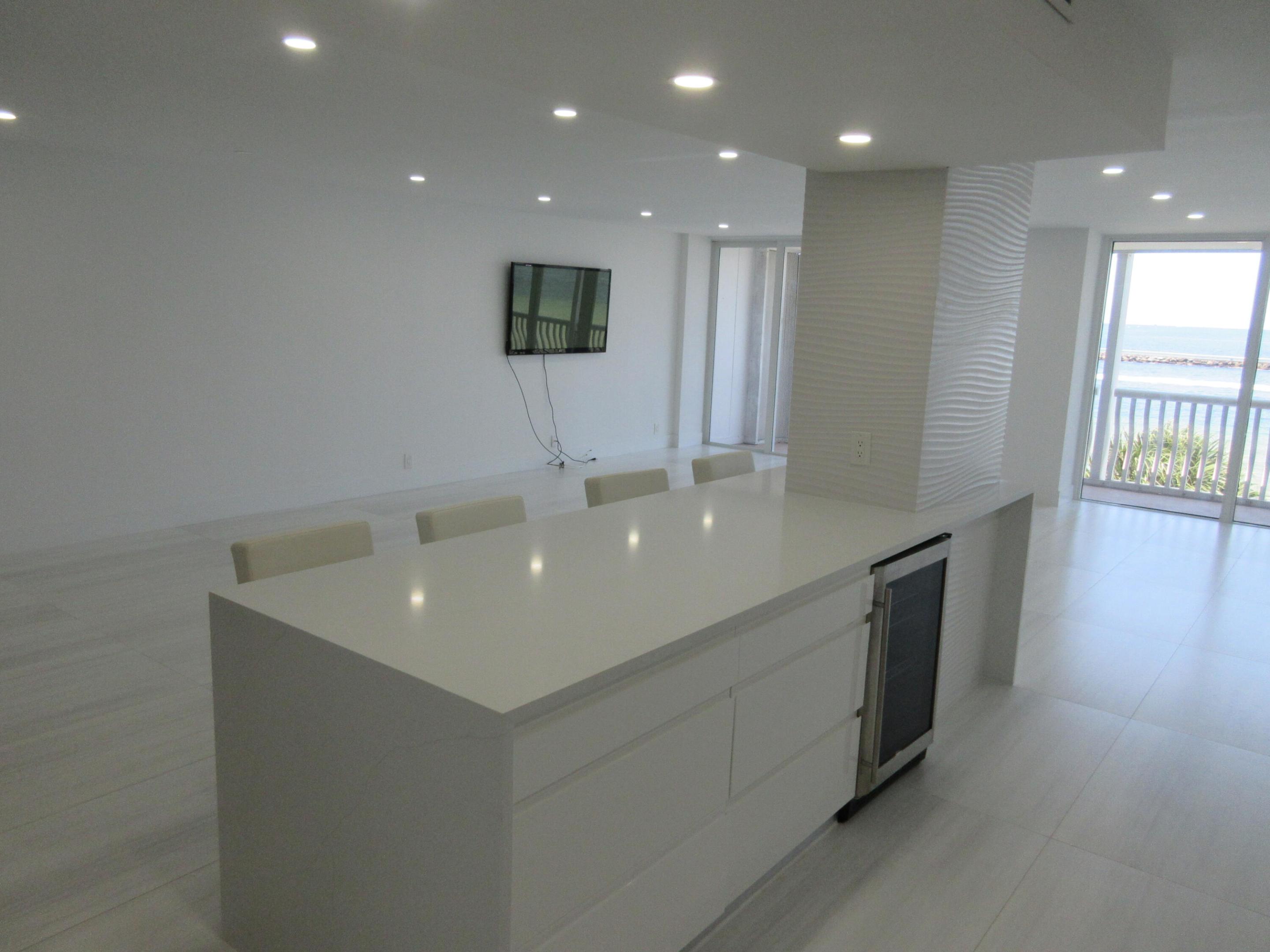 2200 S Ocean #205 Fort Lauderdale, FL 33316