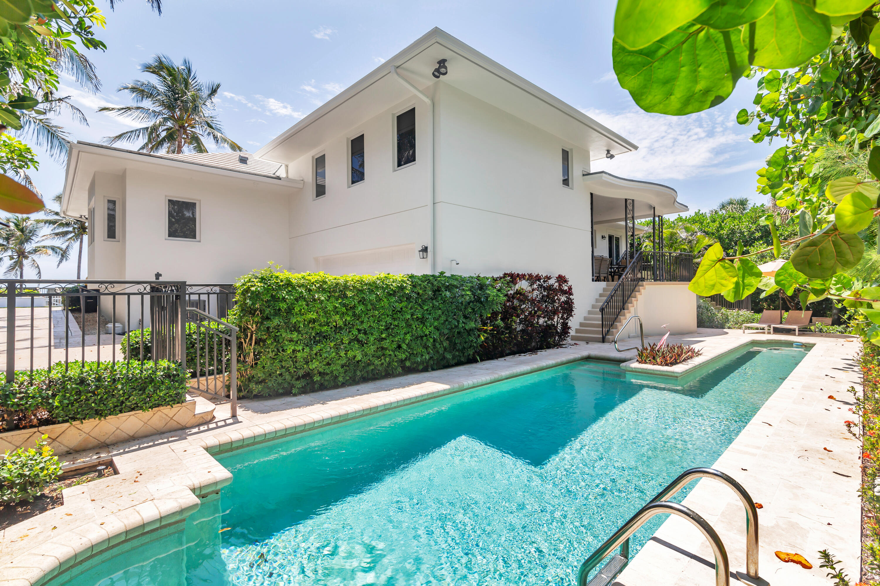1426 N Ocean Palm Beach, FL 33480