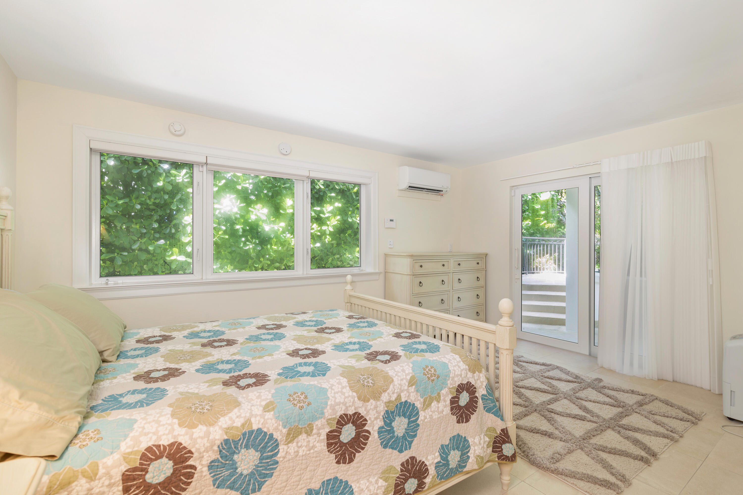 1426 N Ocean Palm Beach, FL 33480