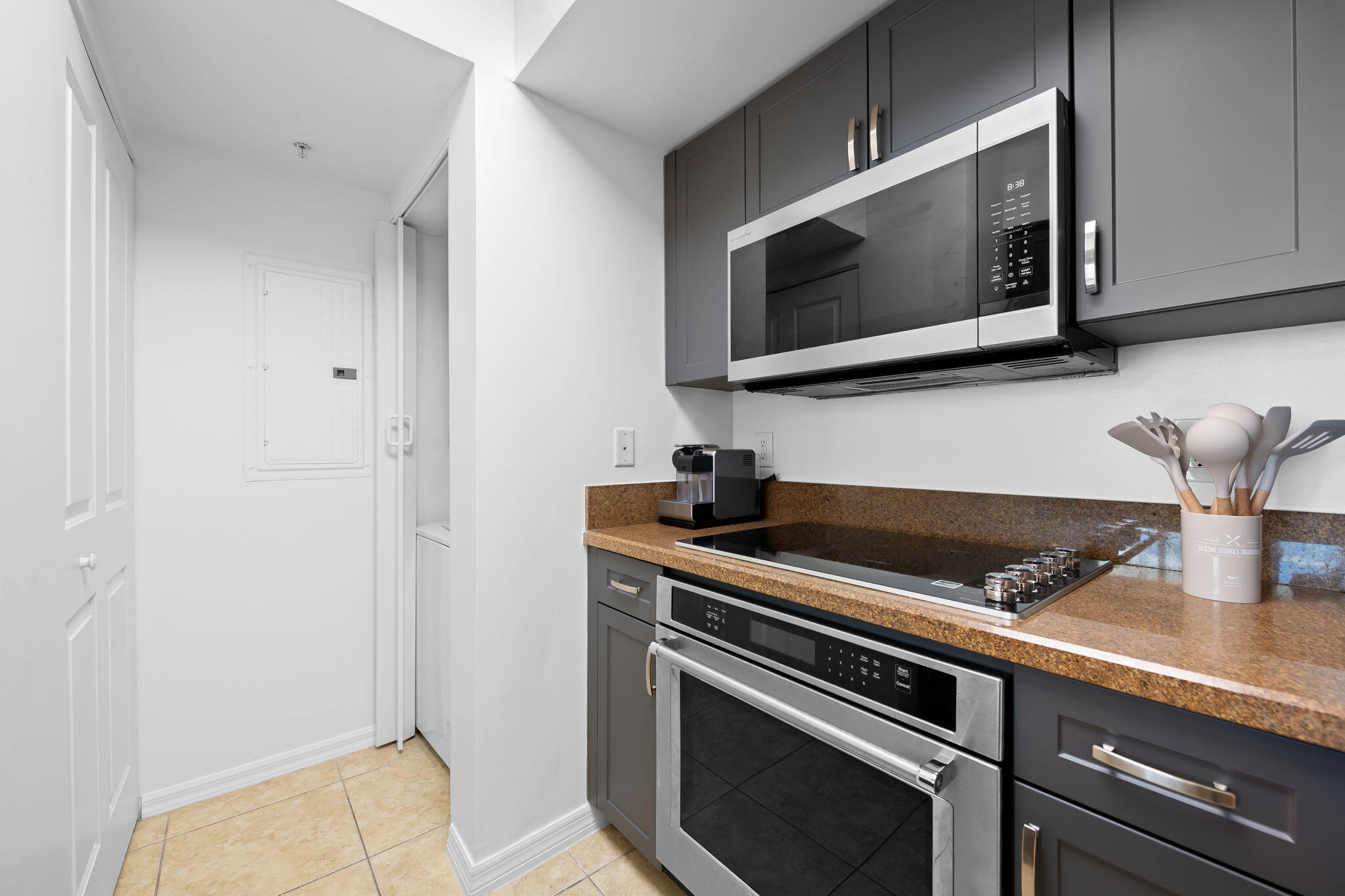 347 N New Riv Dr #1808 Fort Lauderdale, FL 33301