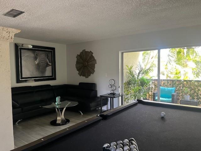 20 NW 87th Ave #205,Miami, FL 33172