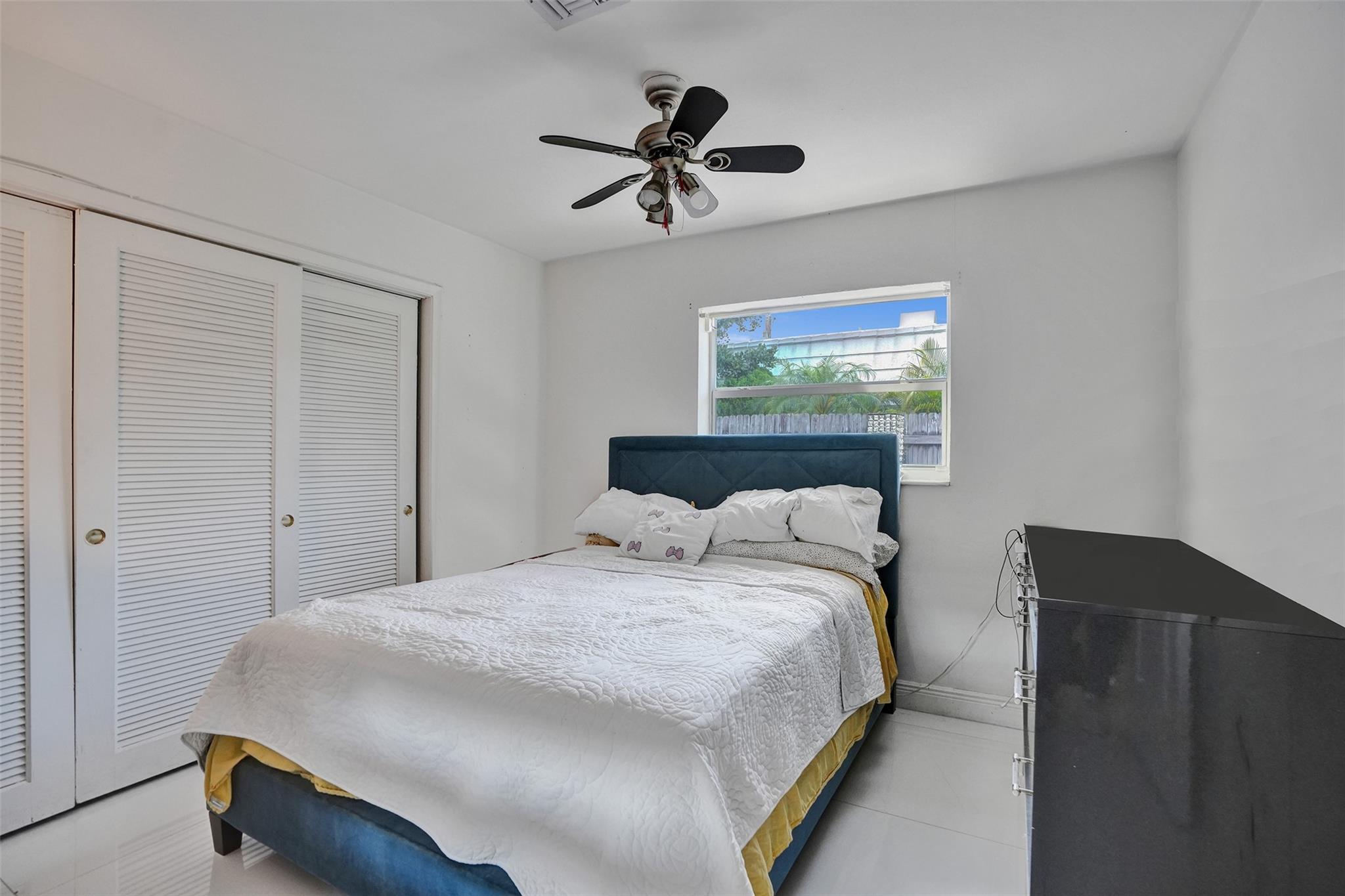 4100 Bayview Dr,Fort Lauderdale, FL 33308