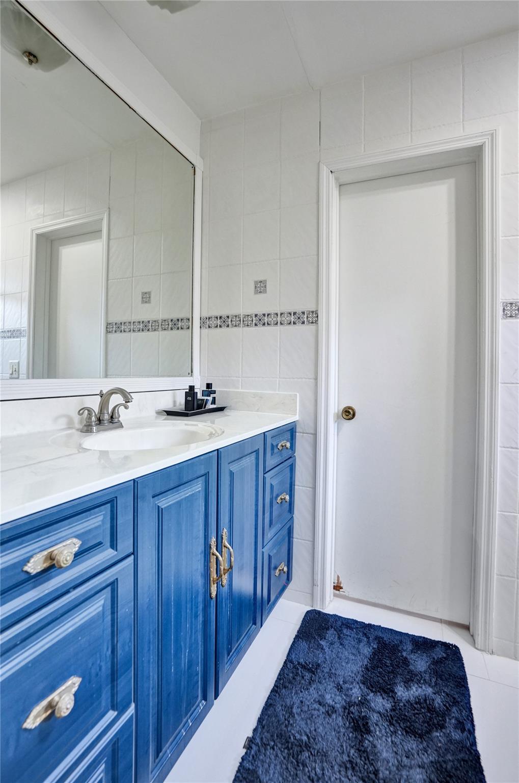 4100 Bayview Dr,Fort Lauderdale, FL 33308