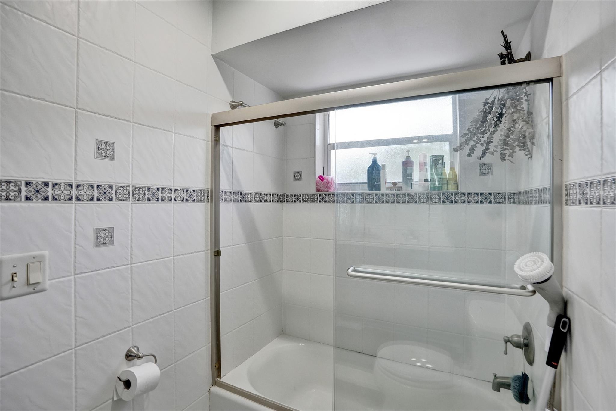 4100 Bayview Dr,Fort Lauderdale, FL 33308