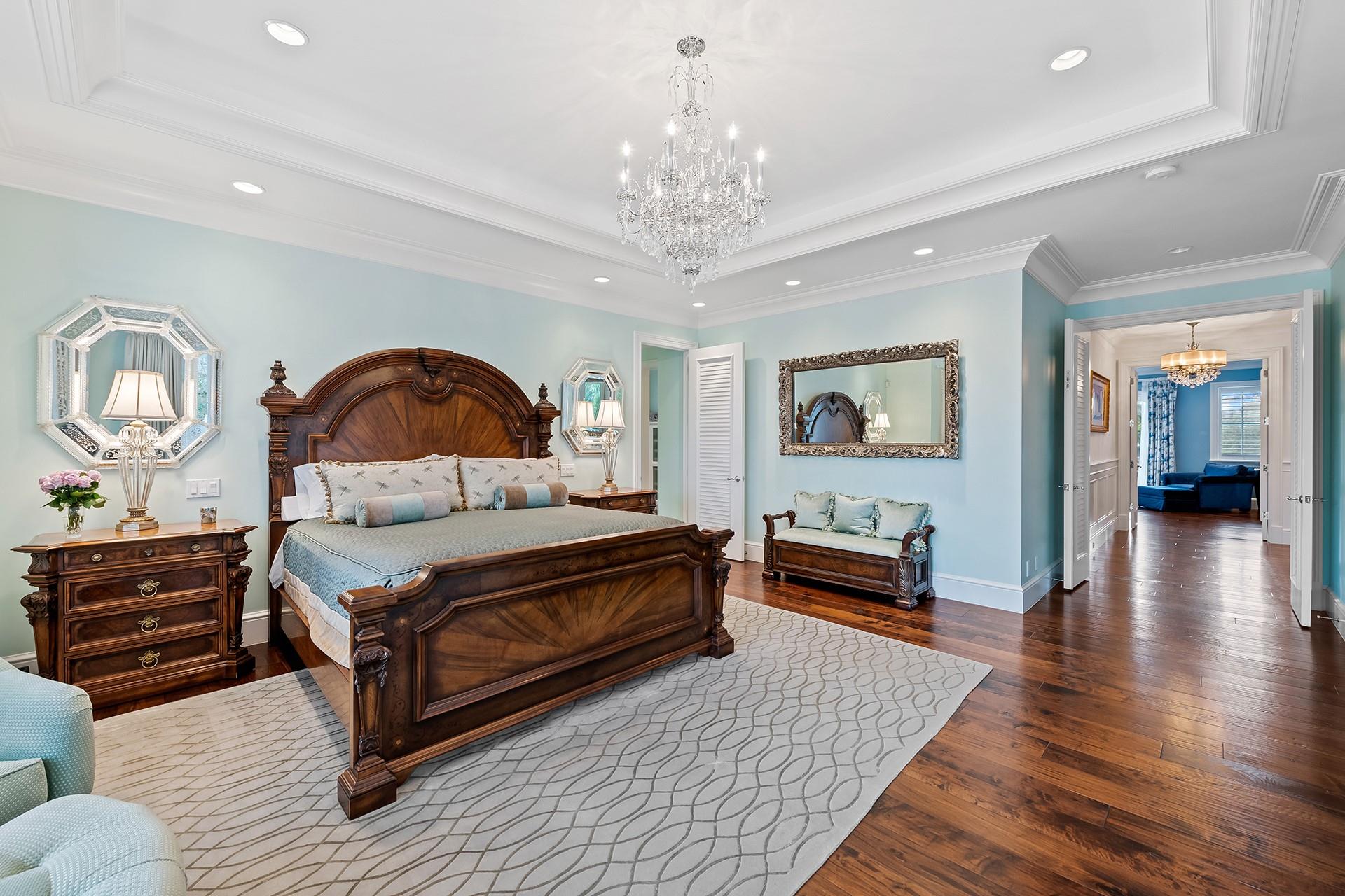 1733 SE 10th St Fort Lauderdale, FL 33316 1733 SE 10th St Fort Lauderdale, FL 33316