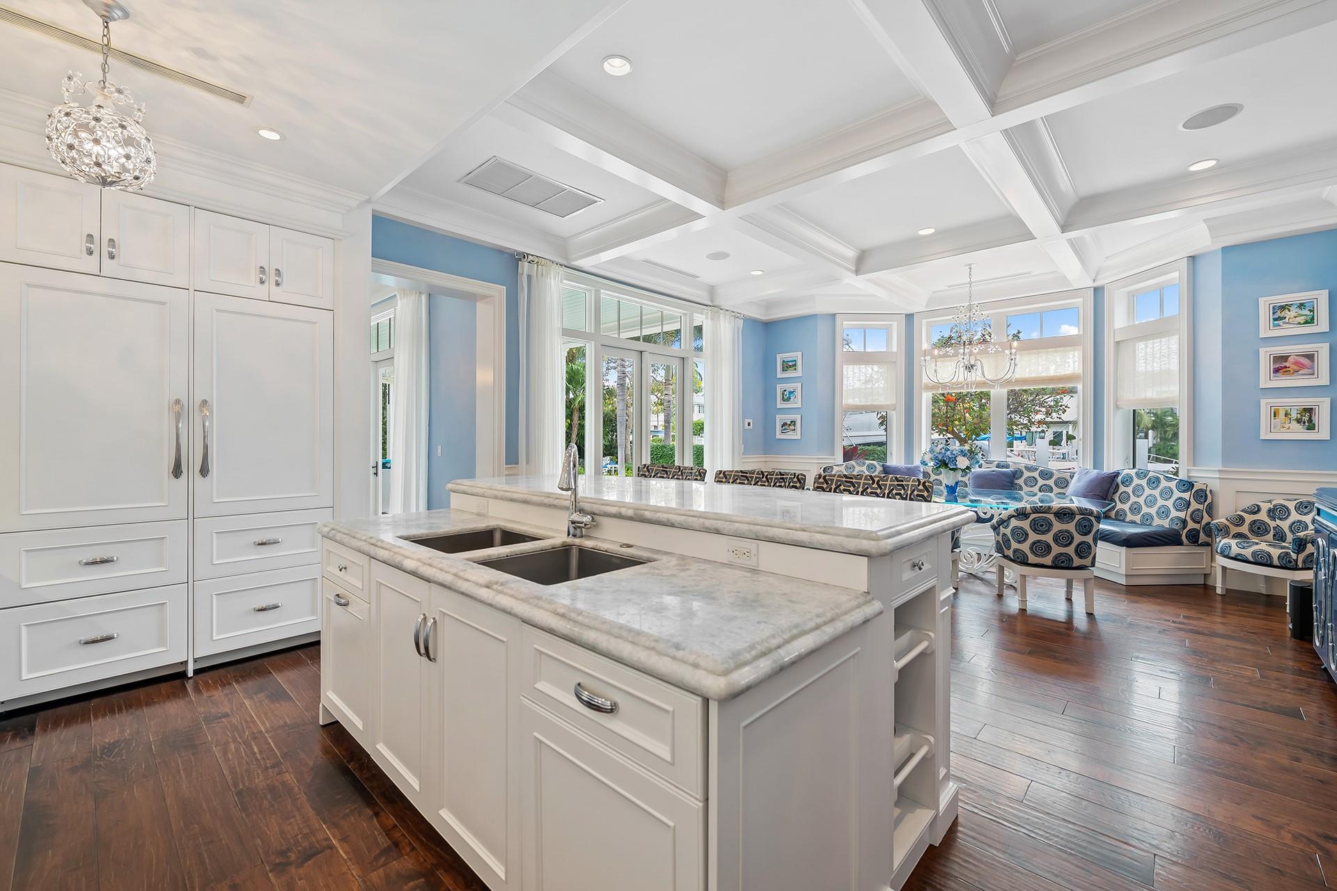 1733 SE 10th St Fort Lauderdale, FL 33316 1733 SE 10th St Fort Lauderdale, FL 33316