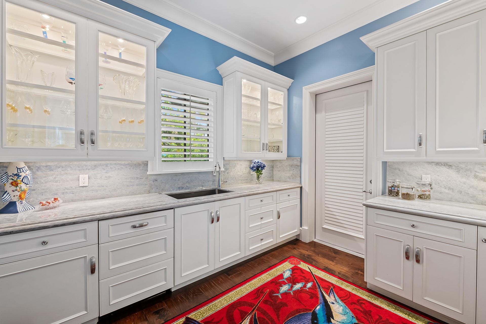 1733 SE 10th St Fort Lauderdale, FL 33316 1733 SE 10th St Fort Lauderdale, FL 33316