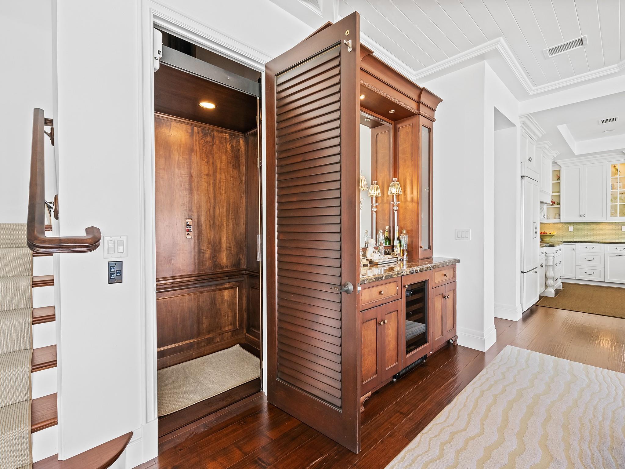 2898 NE 26th St Fort Lauderdale, FL 33305