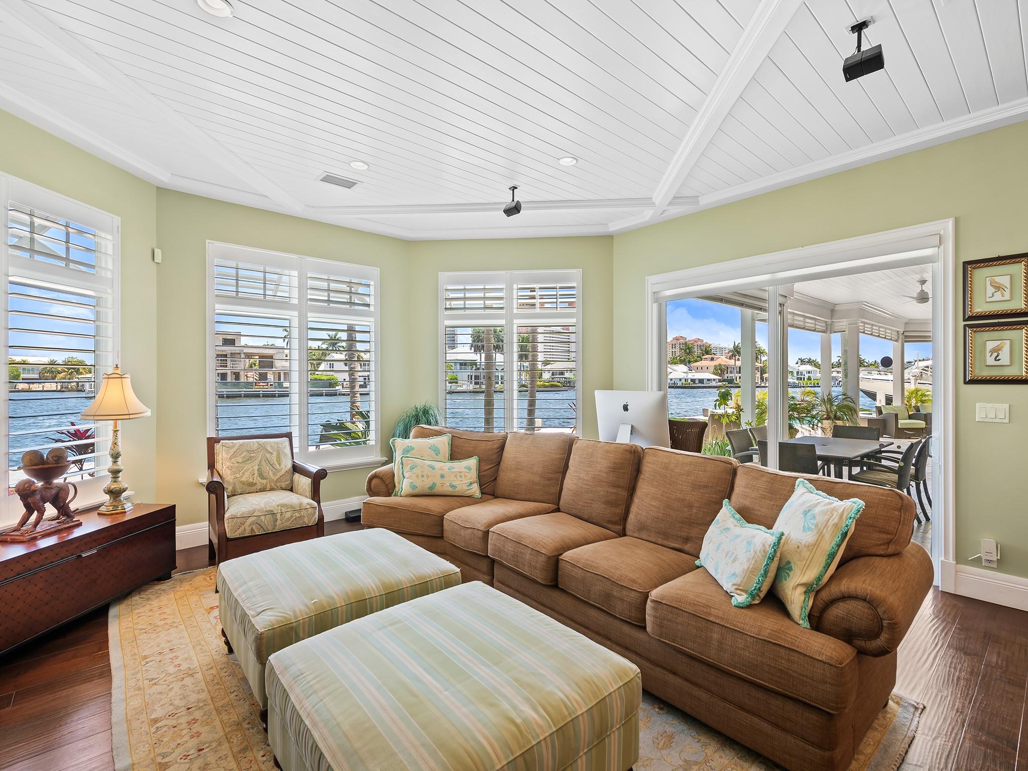 2898 NE 26th St Fort Lauderdale, FL 33305